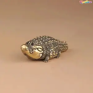 Cute Fat Copper Alligator Figurine, Creative Desktop Ornament, Metal Statue Decor, Stylish Decoration for Living Room, Bedroom, Office, Bookshelf and Wine Cabinet, Lovely Home Accent