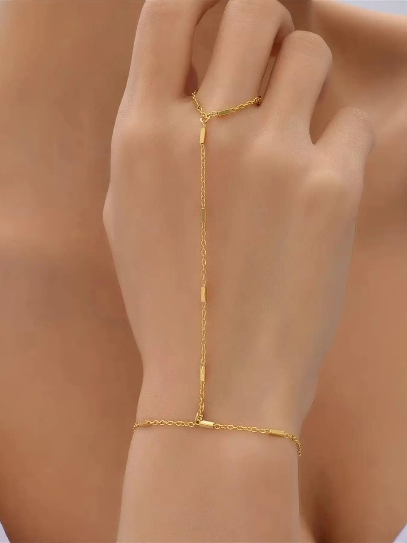 Fashionable and versatile finger bracelet, simple yet elegant fine chain, personalized ring bracelet, one-piece accessory