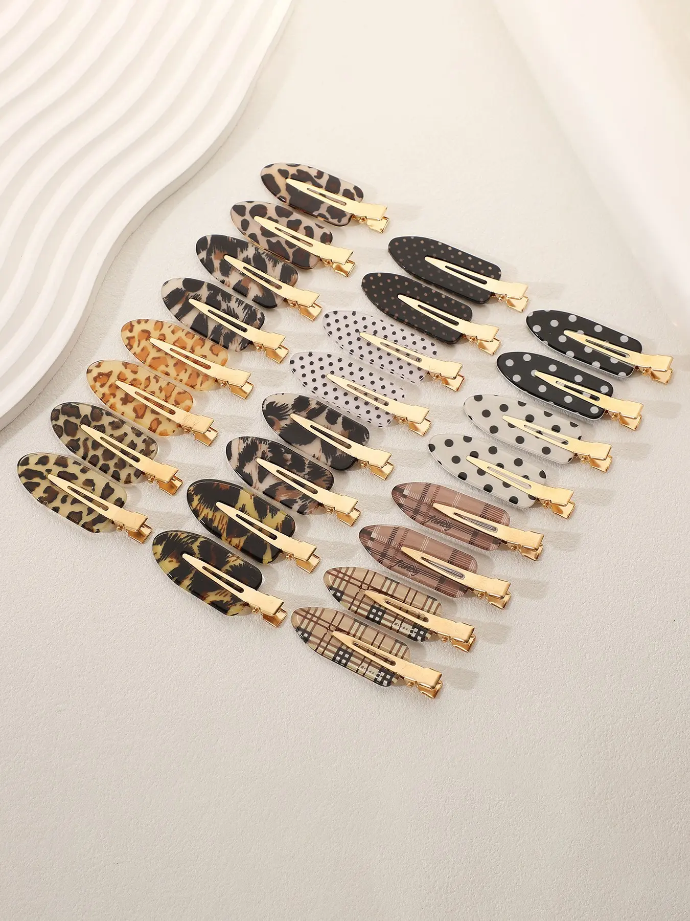 24pcs Vintage Leopard Print Decorative Hair Clips, Elegant Polka Dot Design, No-Trace Hair Accessories, Fashion Hair Accessories, Perfect for Makeup & Outdoors