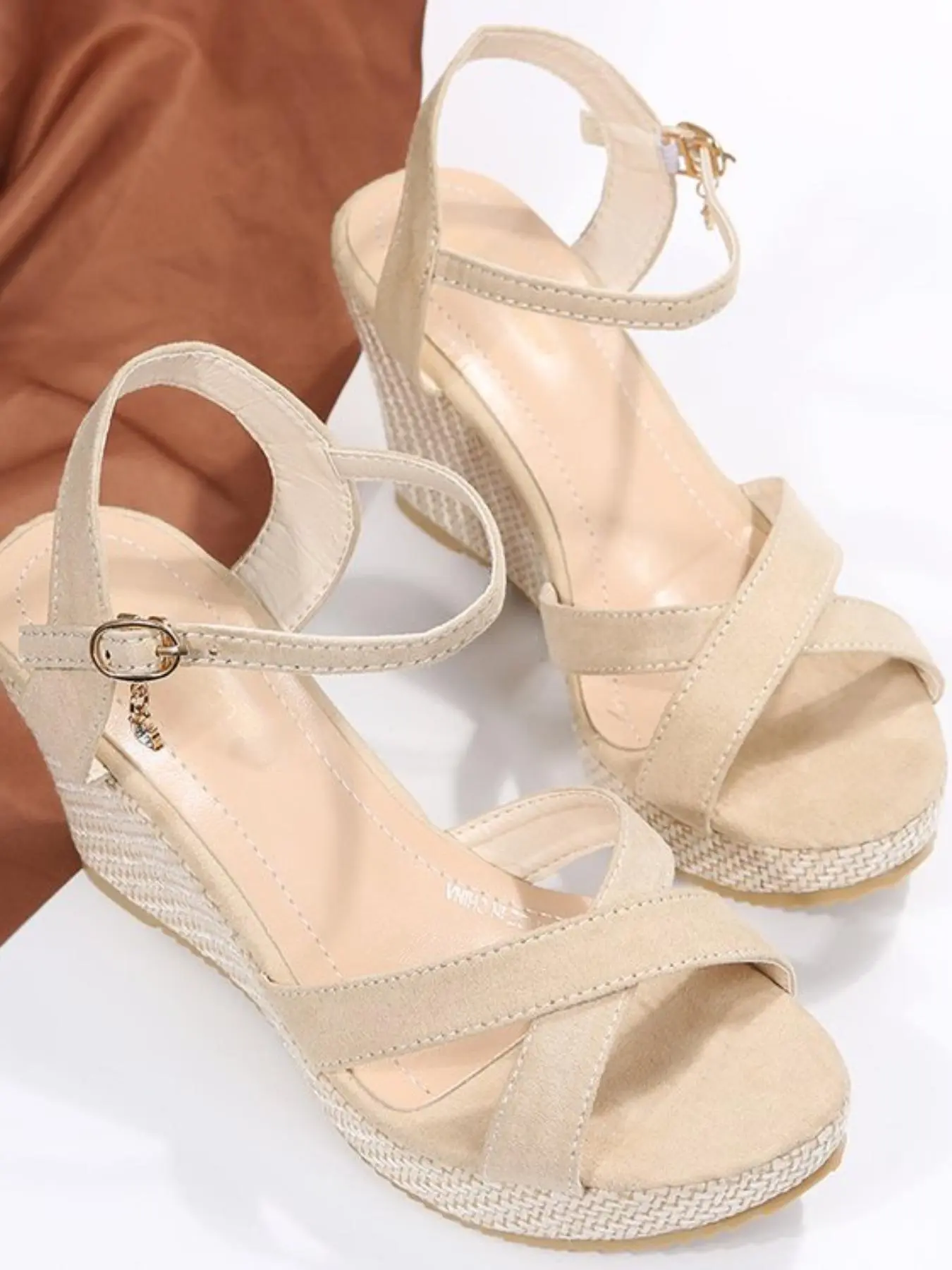 Women's Summer Boho Wedge Sandals, Fashionable Heeled Sandals, Ankle Strap Wedge, Sexy High Heel Beach Shoes, Waterproof Thick Sole, Dress Pair, Plain Design, Stylish Footwear, Beach Footwear