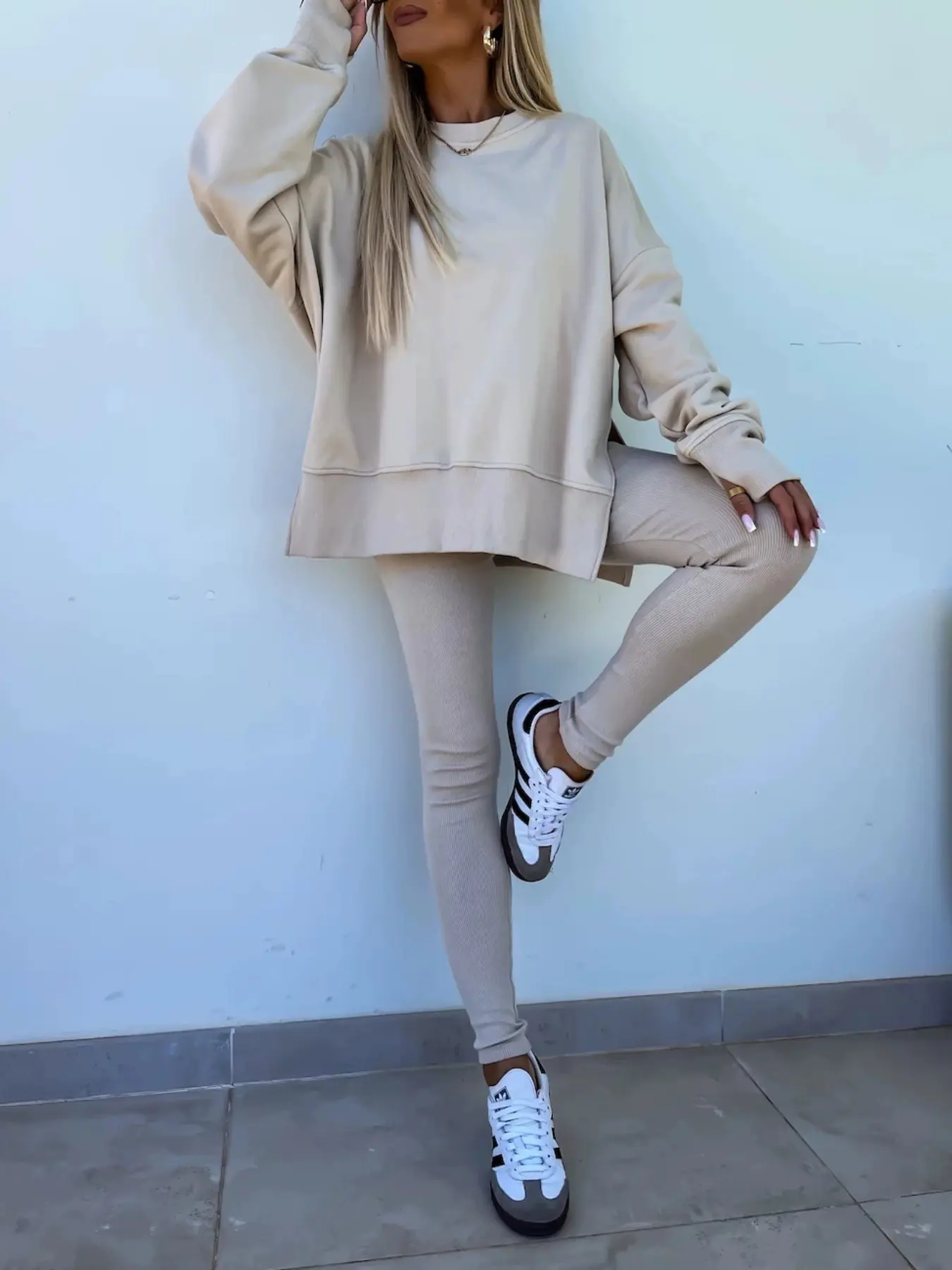 Women's Solid Drop Shoulder Split Hem Sweatshirt & Pants Two-piece Set, Casual Sporty Set, Casual Fashion Cozy Breathable Outfits for Daily Outdoor Wear, Ladies Sportswear for All Seasons, Oversized Sweat Set