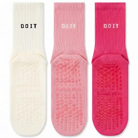 3pairs Simple Solid Color Yoga Socks Fashionable, Comfortable, Breathable Polyester Socks, Non slip, Rest Letter Printed Casual Socks Suitable for Women's Daily Sports and Fitness Wear
