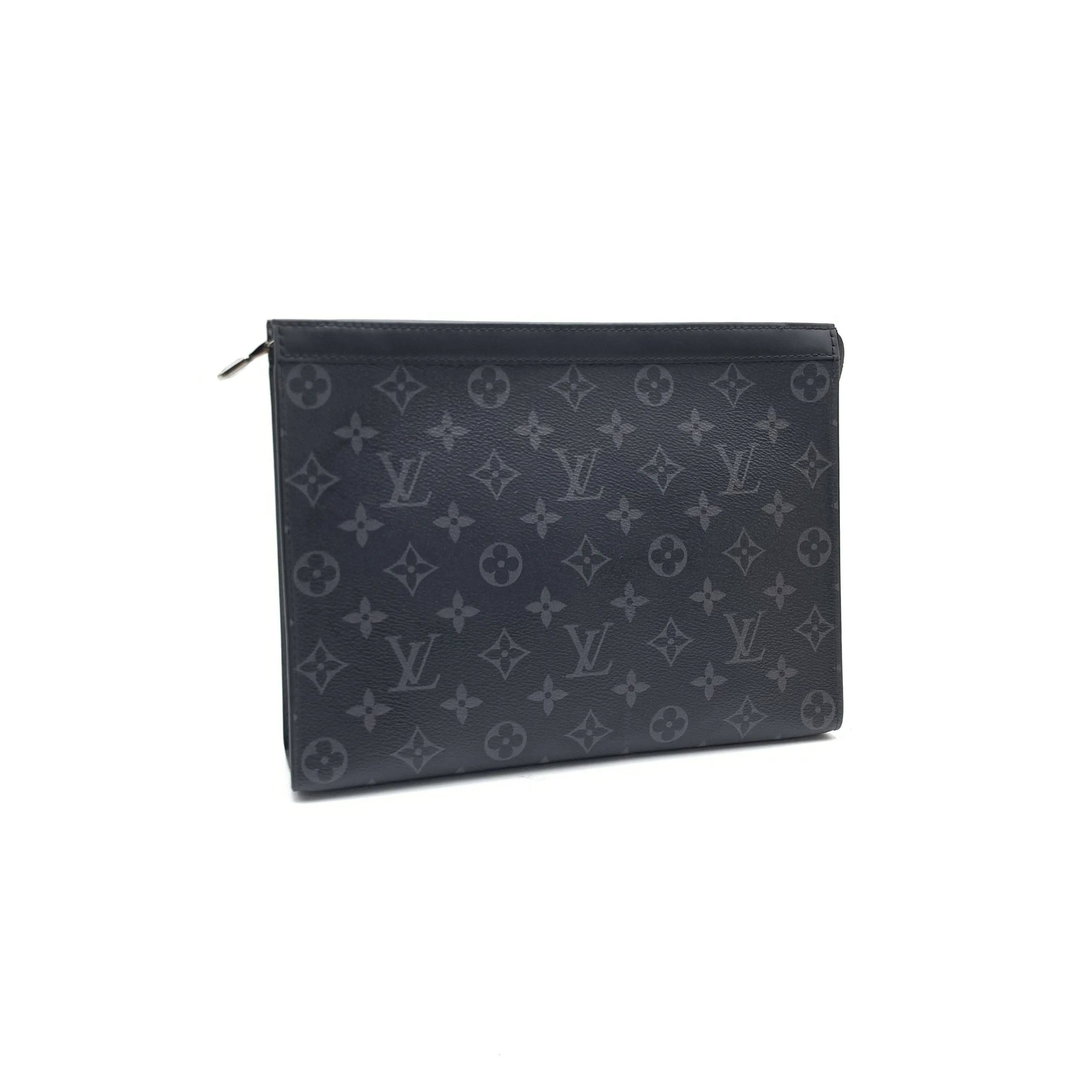 Pre-owned LV Black Monogram Toiletry Bag (10022850) Fashionable, Versatile Pre Loved Luggage Bag with Zip Closure