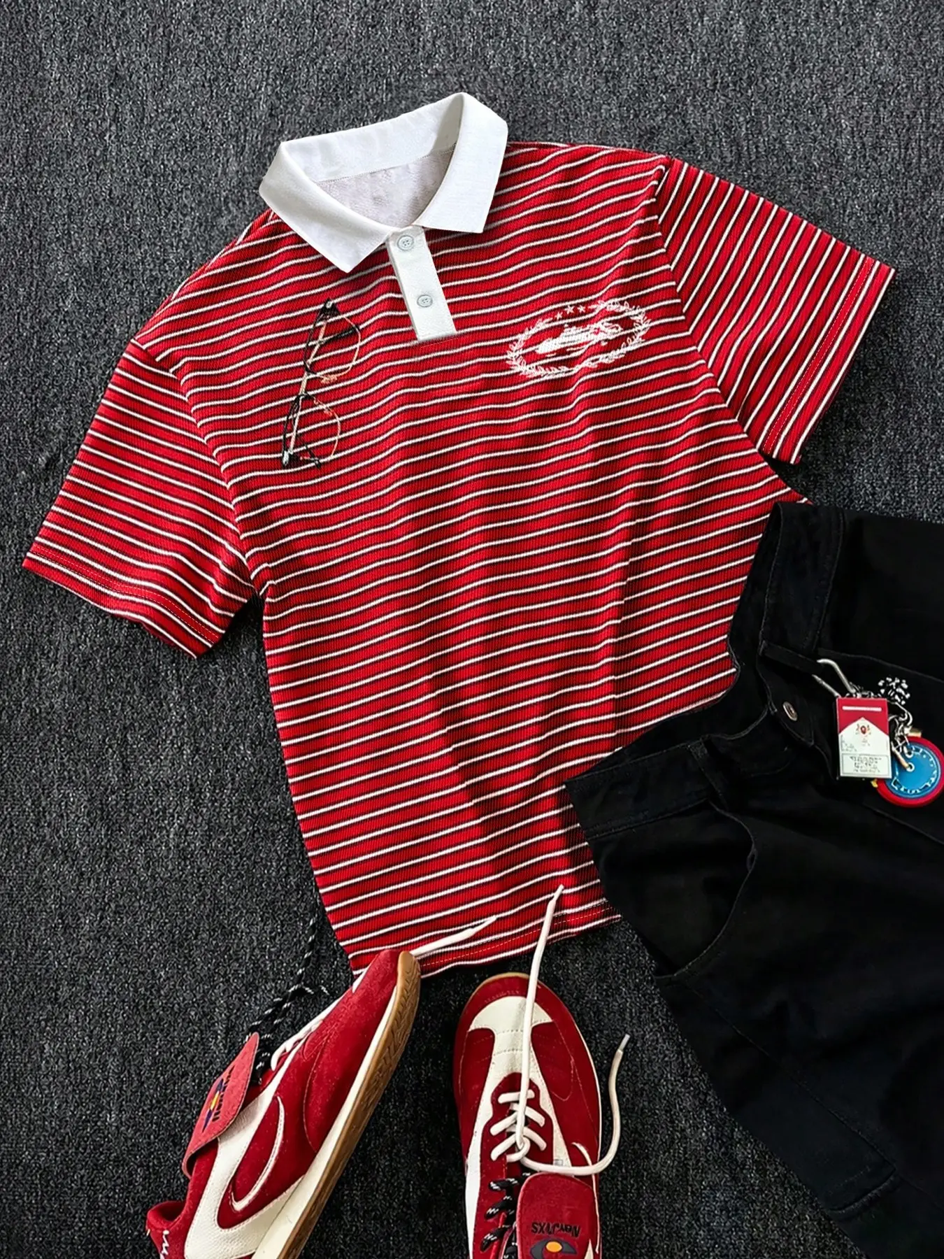 Men's Retro Vintage Striped Polo Shirt, College Style Casual Short Sleeve Top, Fashion Geometric Embroidery, Trendy Men's Clothing