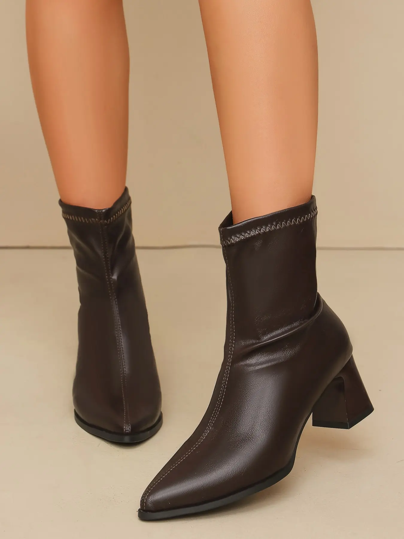 Women's Pointed Toe Ankle Boots, Elegant Chunky Heel, Comfortable and Stylish, Perfect for Office and Dates, Slimming and Versatile Female Shoes