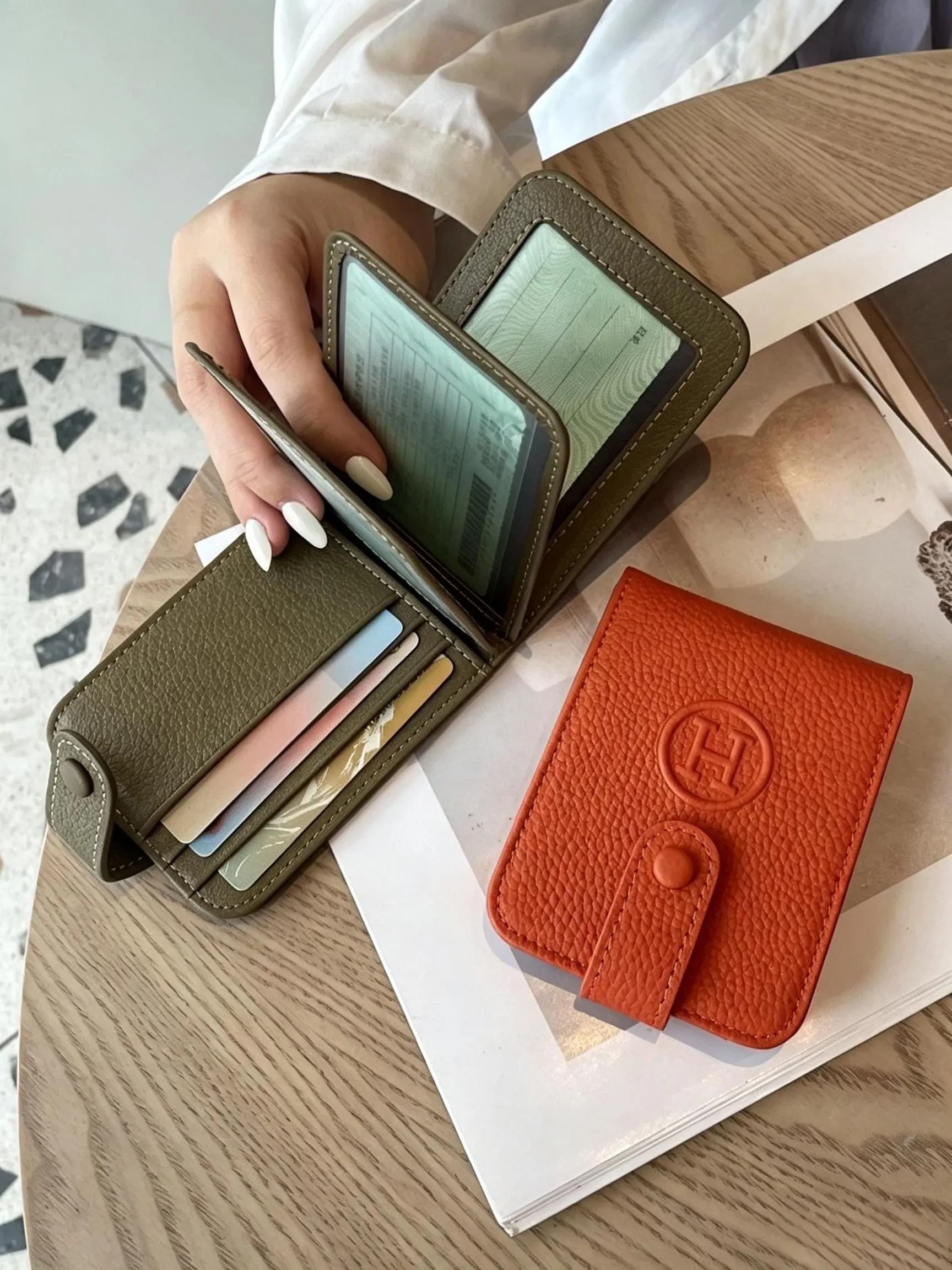 Leather Driver License Case for Women, Multi-Function Press Button Car Card Holder, Two-In-One Multi-Slot Bank Card ID Organizer