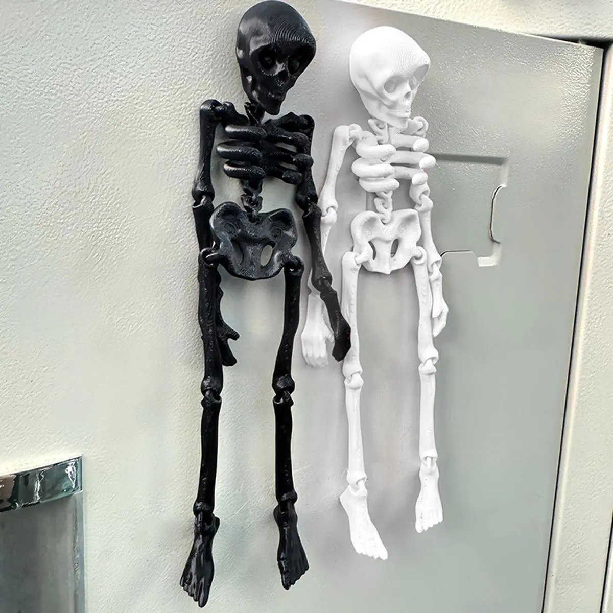 Magnetic Traditional Halloween Skeleton Resin-Plastic Craft - Smooth, Bone Detail Bookmark/Clip, Home Decoration for Living Room, Festive Party Supply Gift for Friends