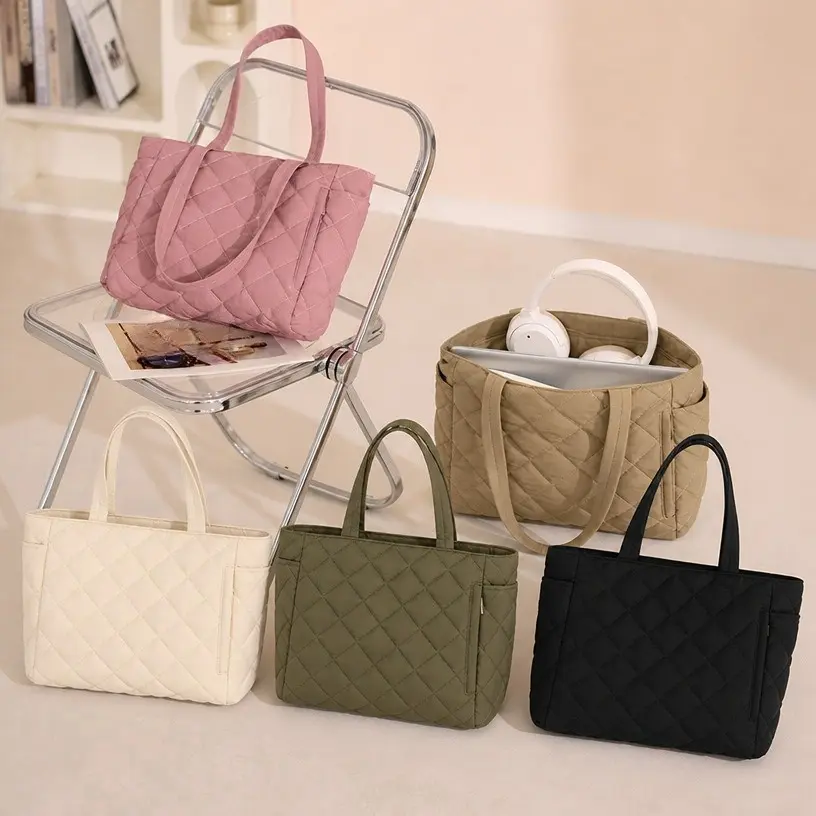 Women’s Laptop Tote Bag, Large Capacity Work Tote Bag with Diamond Pattern, Spacious Shoulder Handbag for Office Commute, Business Travel, Everyday Work and College, Fashionable Casual Carryall