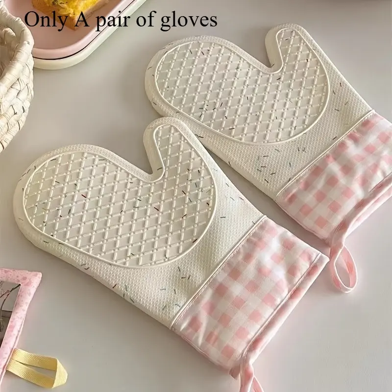 A pair of extra-long, thickened, heat-resistant silicone gloves—breathable and anti-scald—designed for baking, microwave use, and grilling to protect your hands while cooking.