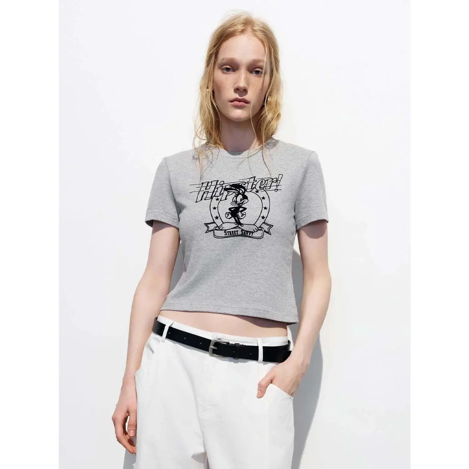 URBAN REVIVO Cotton Graphic Print Cropped T-Shirt, Casual, Bottoms, Shortsleeve, Boxy, Drape