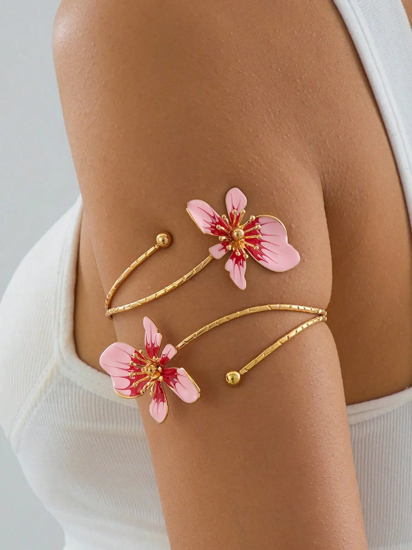 Ligui Elegant Pink Flower Upper Arm Cuff Spiral Wrap Bracelet, Fashionable Bracelet Style, Metal Bracelet, Floral Bicep Armlet Jewelry for Women