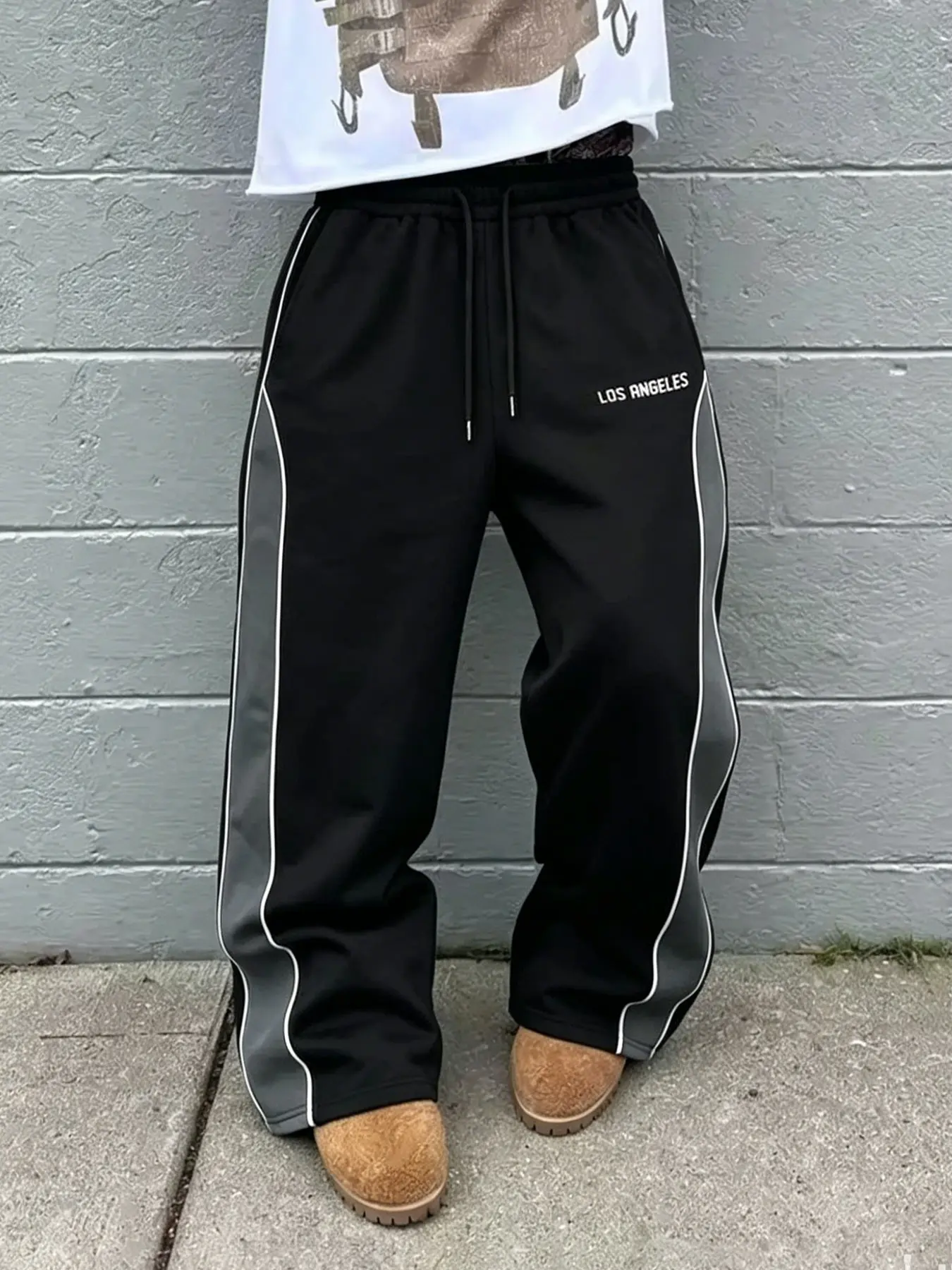Men's Side Color Block Striped Wide Leg Sporty Sweatpants, Los Angeles Letter Embroidery, Drawstring Waist, Streetwear Loose Fit Long Pants, Street Style Sweatpants