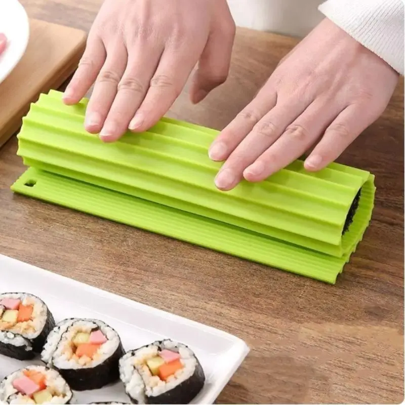 Silicone Sushi Roller Mat, Reusable Sushi Maker Roller, Square Hangable Cake Roll Pad, Professional Sushi Making Tool for Kitchen Dining Room, Cool Kitchen Gadgets