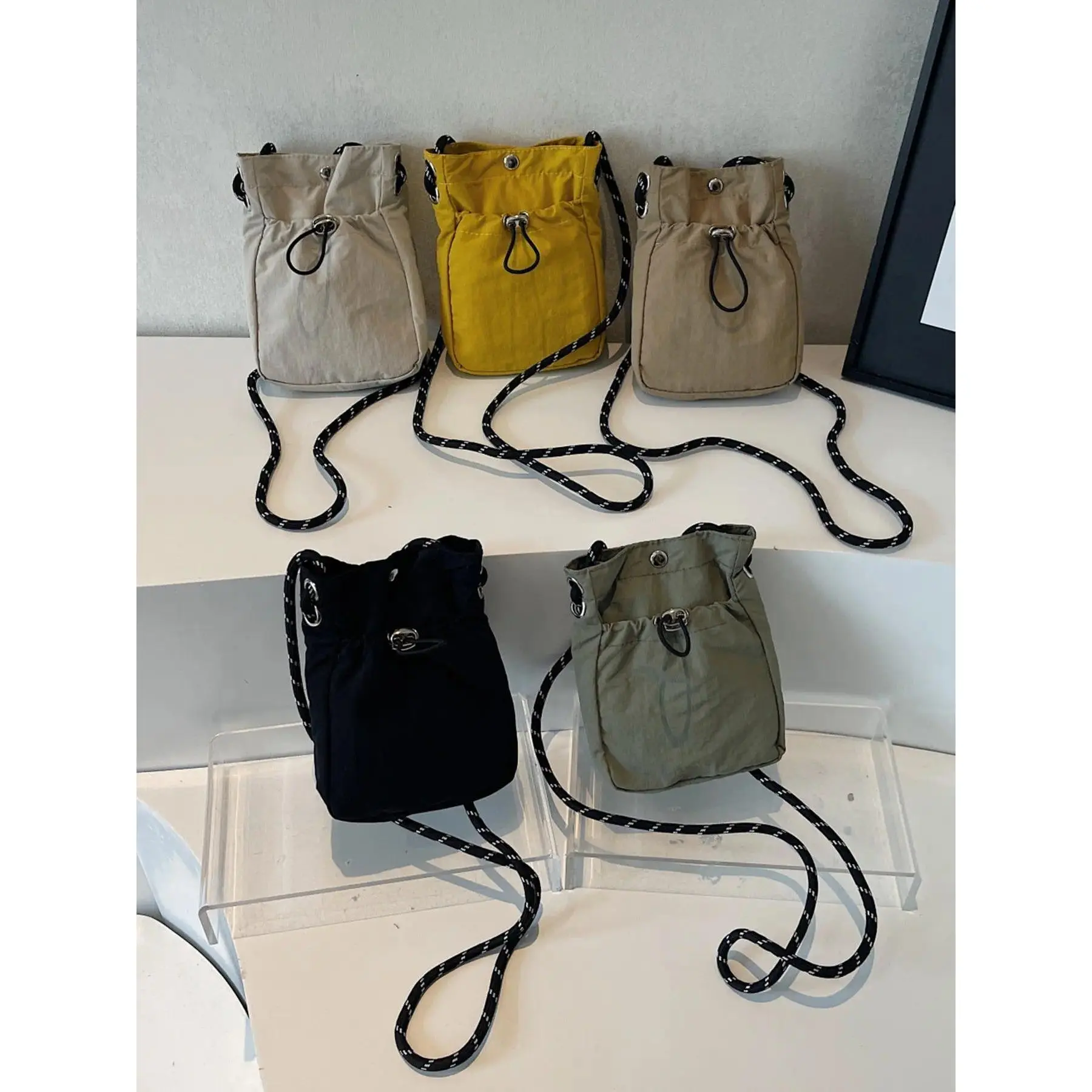 Women's Solid Color Crossbody Purse Handbags - Adjustable Drawstring, Casual Commuter, Multi-Pocket Everyday Use Bag, Lightweight Minimalist Luggage for Work-Travel, Light Sports & Shopping, Simple Functional Accessory