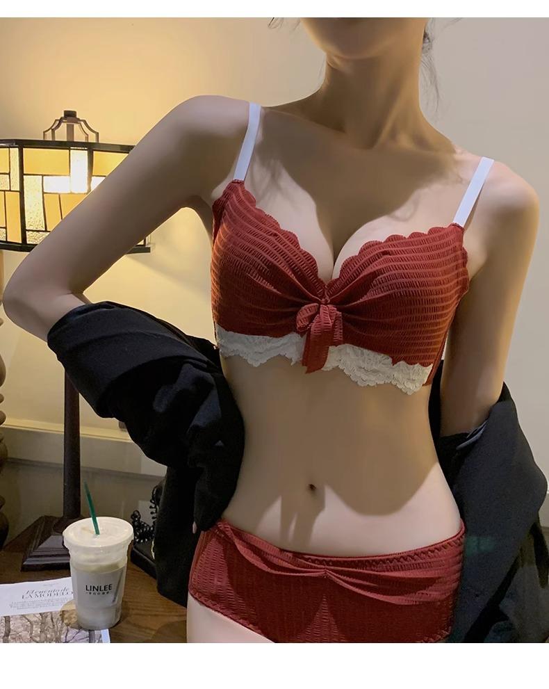 Summer Pure Desire Underwear Small Breast Gathering New Teen Bra Set Wireless Side Support Sexy Lace Brassiere