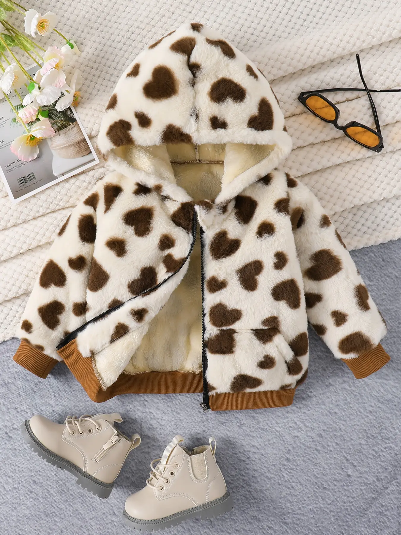 Autumn Winter Fleece Lined Thick Hooded Zipper Jacket, Girl's Heart Print Top, Comfortable Warm Outdoor Wear