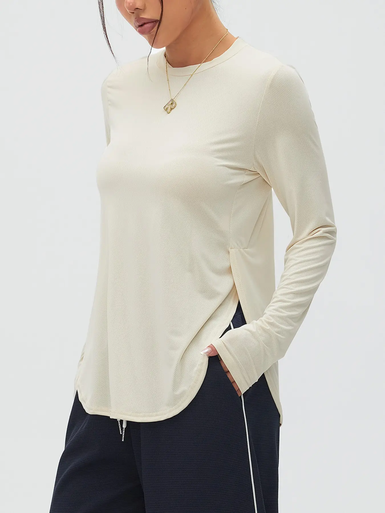 Women's Long Sleeve Yoga Shirt, Breathable Quick-Dry Cool Feeling Side Split Design, Ideal for Fitness & Gym Workouts, Breathable Workout Tops, Athletic Fitness Top, Autumn Sports Top