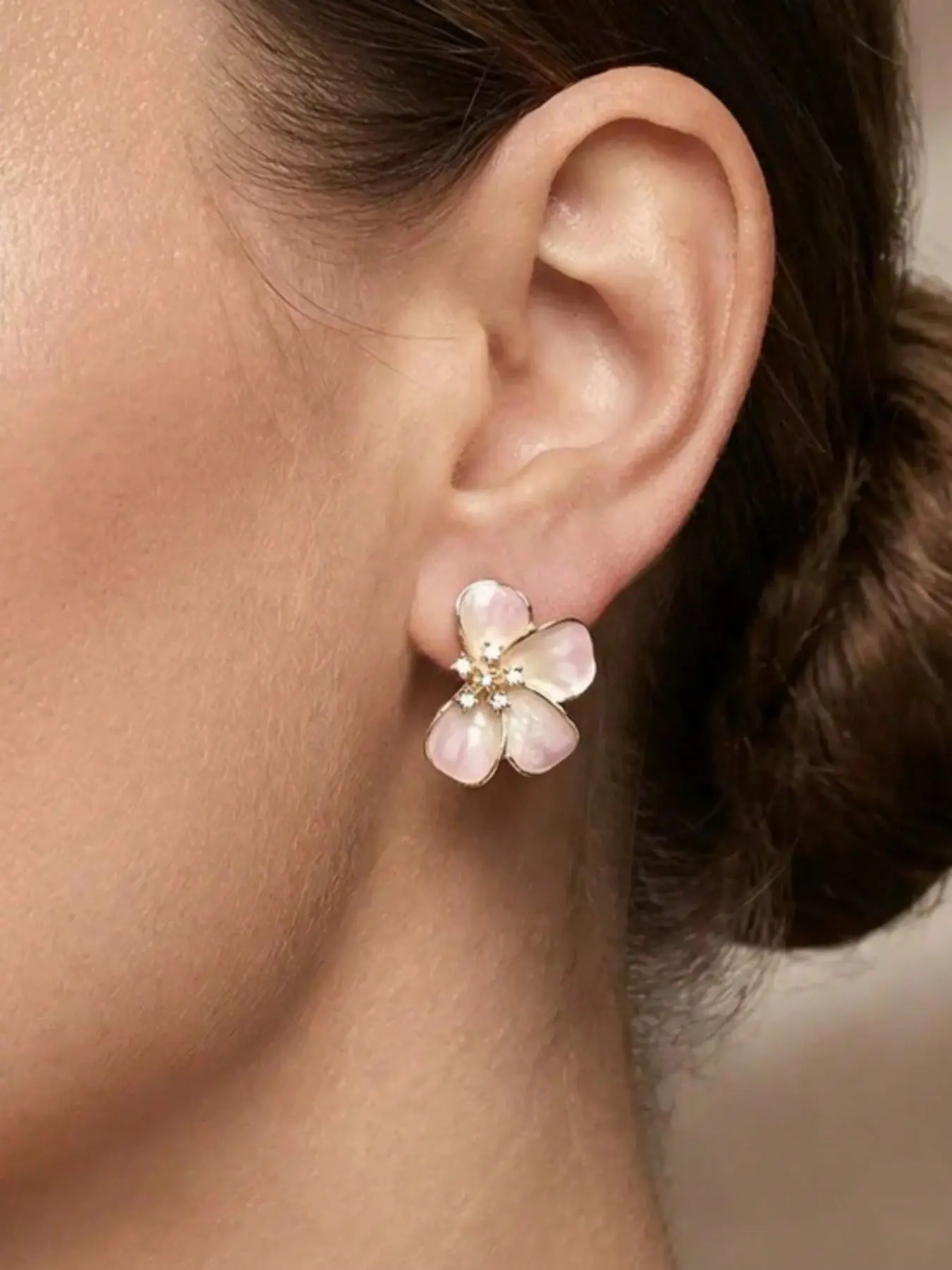 Women's Pearl Earrings Petal Studs,Preppy Dainty Stackable earings Set Back To School Student Accessories