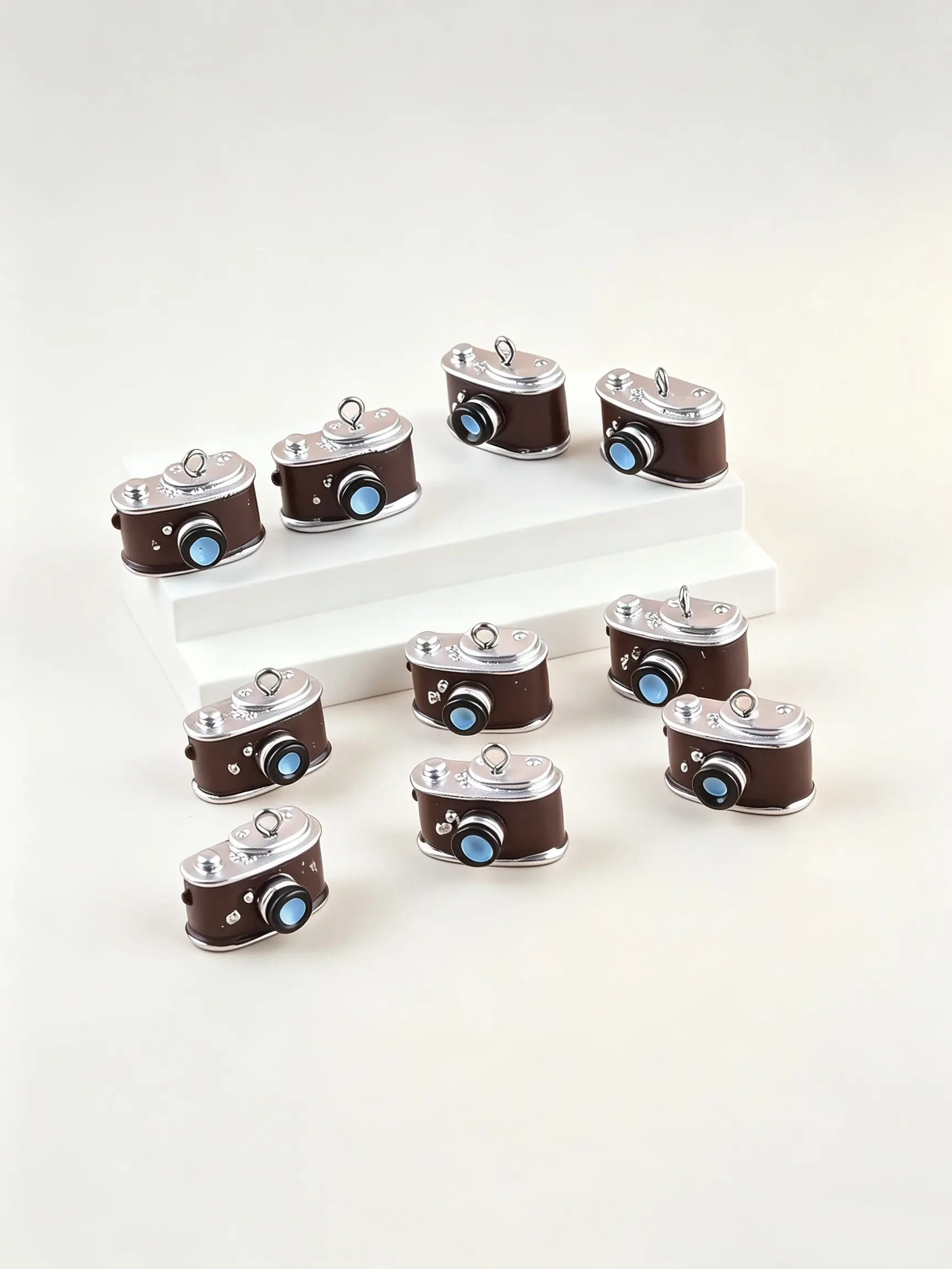 10pcs Mini Vintage Camera Charms, Retro Alloy Camera Pendants, DIY Jewelry Making, Necklace Bracelet Keychain Accessories