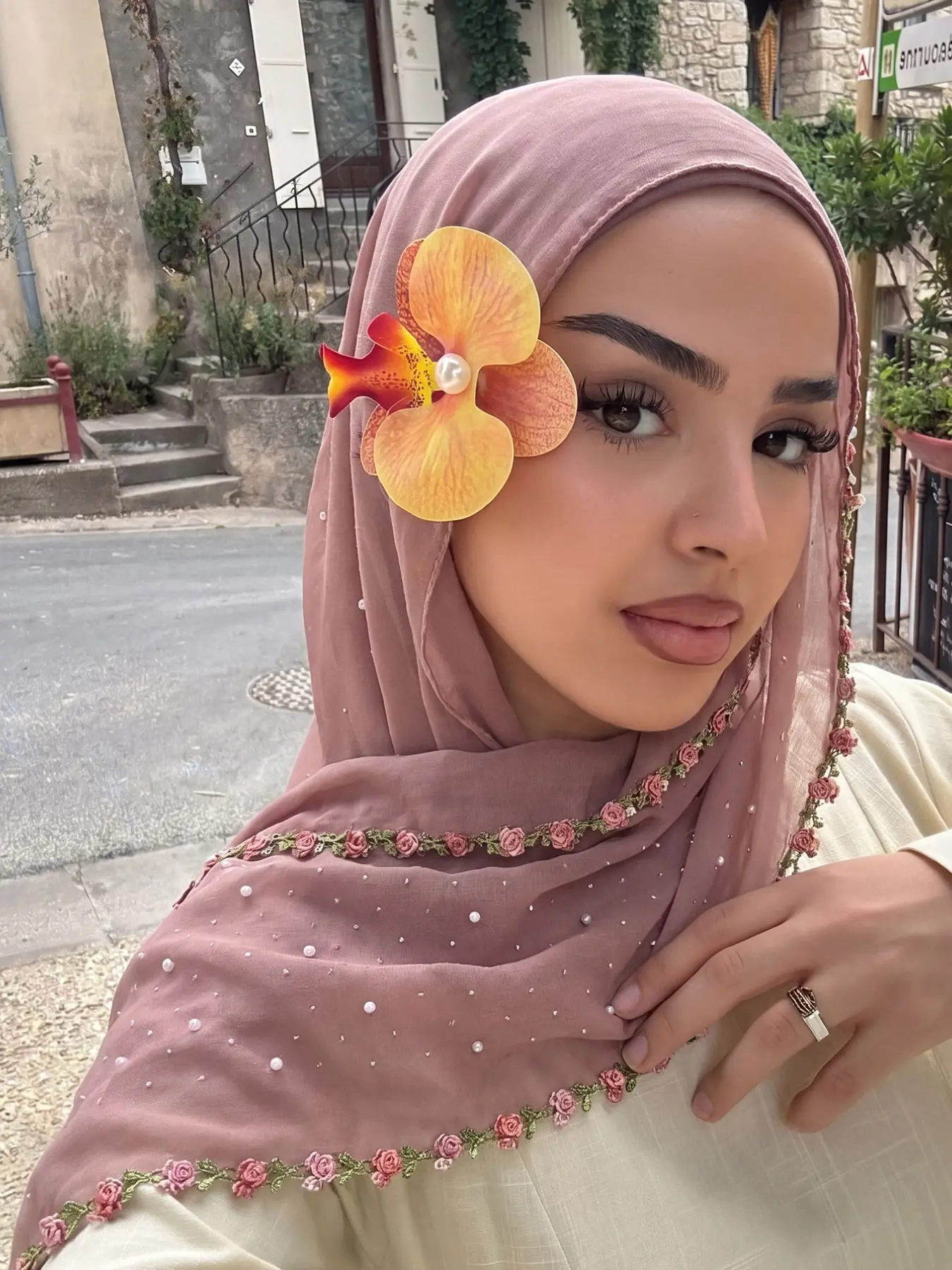 Gold Trim Rhinestone Pearl Chiffon Headscarf, Solid Color Breathable Muslim Hijab, Daily Wear Abaya Luxury Long Scarf, Tignon Scarf, Prayer Scarf, For Muslim, Modesty Hijab Wrap