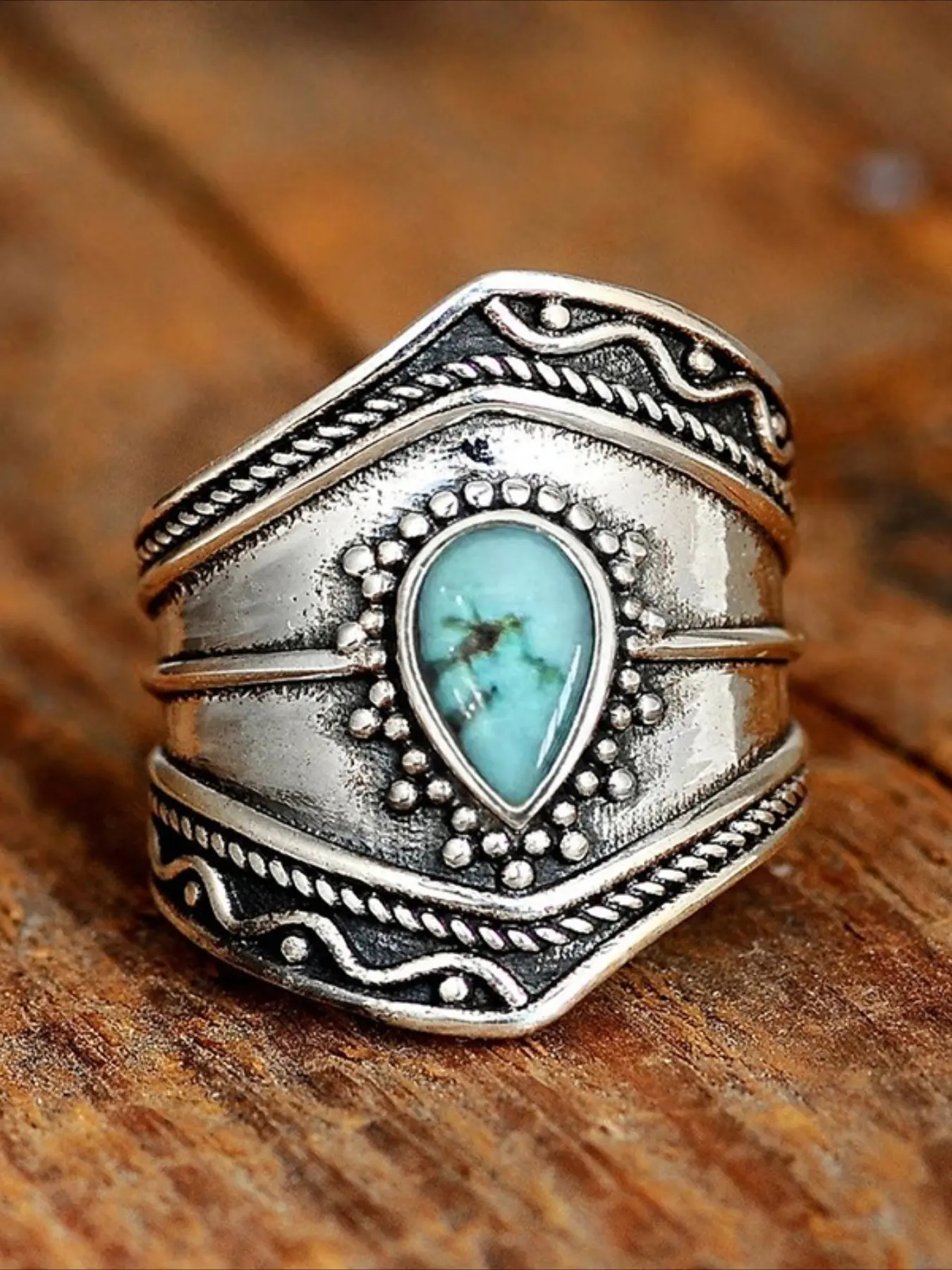 Columbia Style Vintage Women's Ring, Retro Design Jewelry, Fashionable Accessory for Daily Wear, Unique Gift Idea for Her