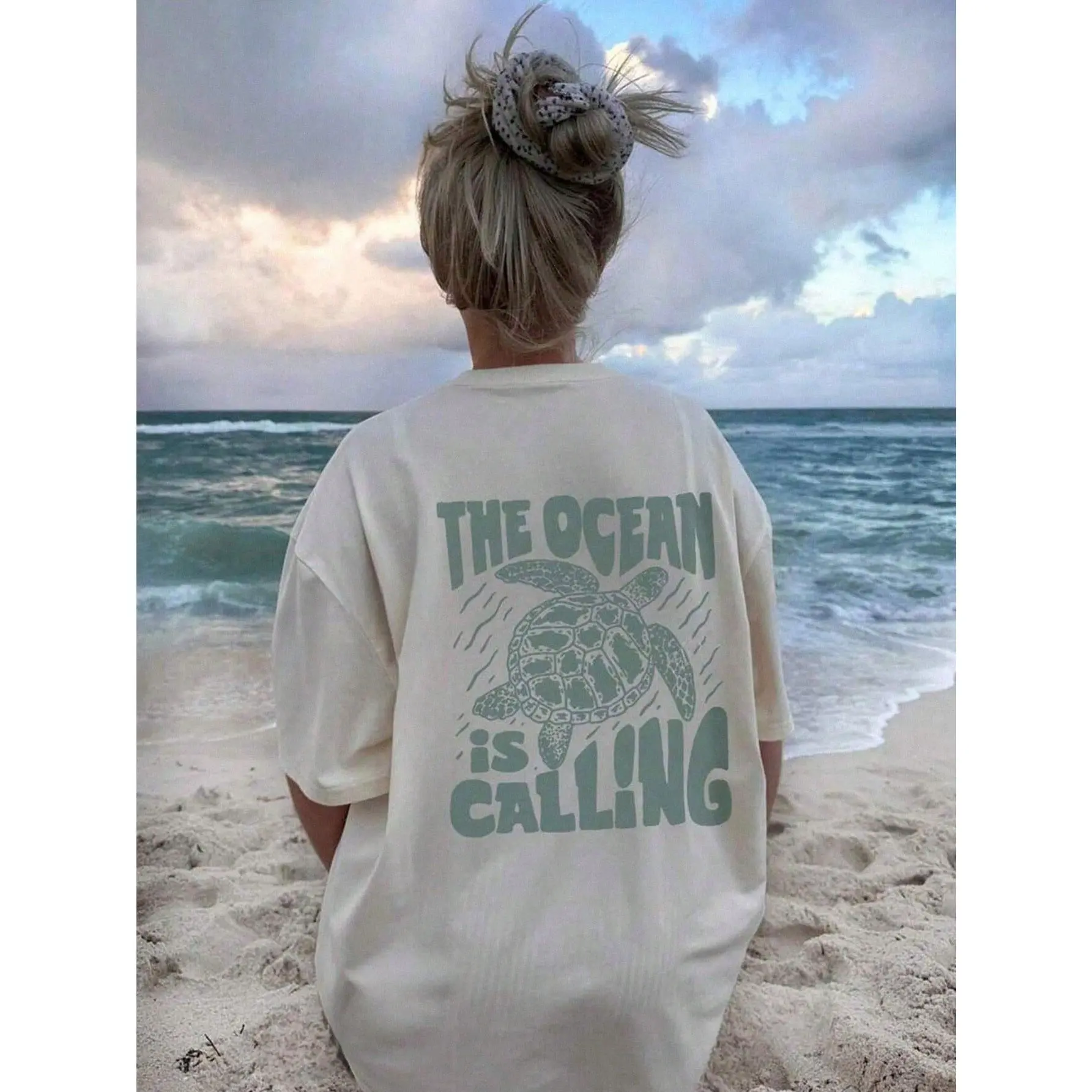 Women's Baggy Loose Cut Regular Length Marine Theme Ocean Motif Round Neck Print Summer Casual Vacation Sports Top, White Beach Outdoor T-Shirt, Machine Washable, Regular Size, Full Print