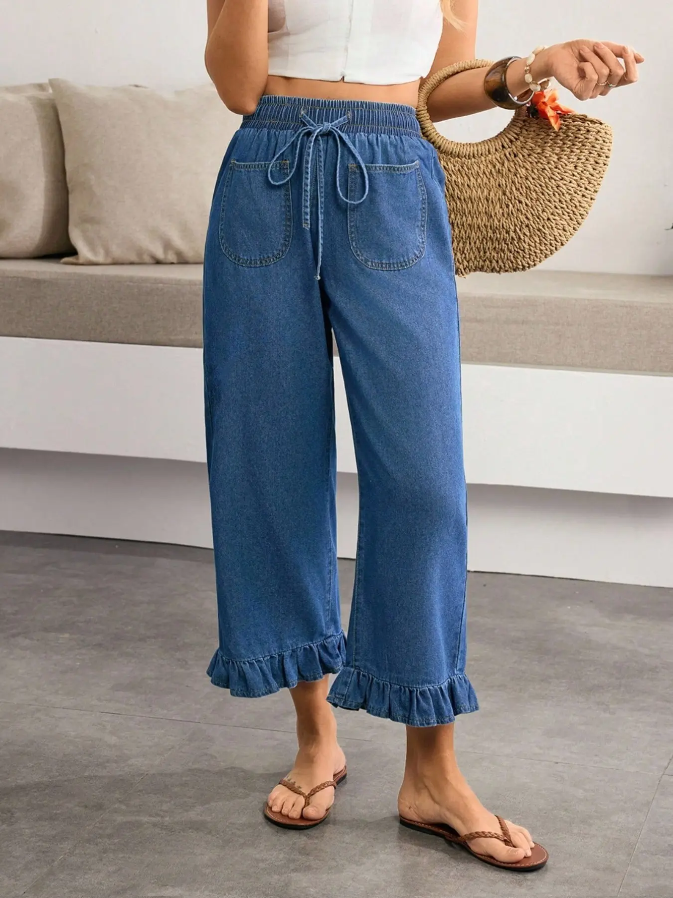 Plus Size Solid Color Adjustable Drawstring High Waist Pocket Casual Loose Fit Ruffle Jeans, Perfect for Commuting and Fall Outing, Chic Fashionable Denim Jeans