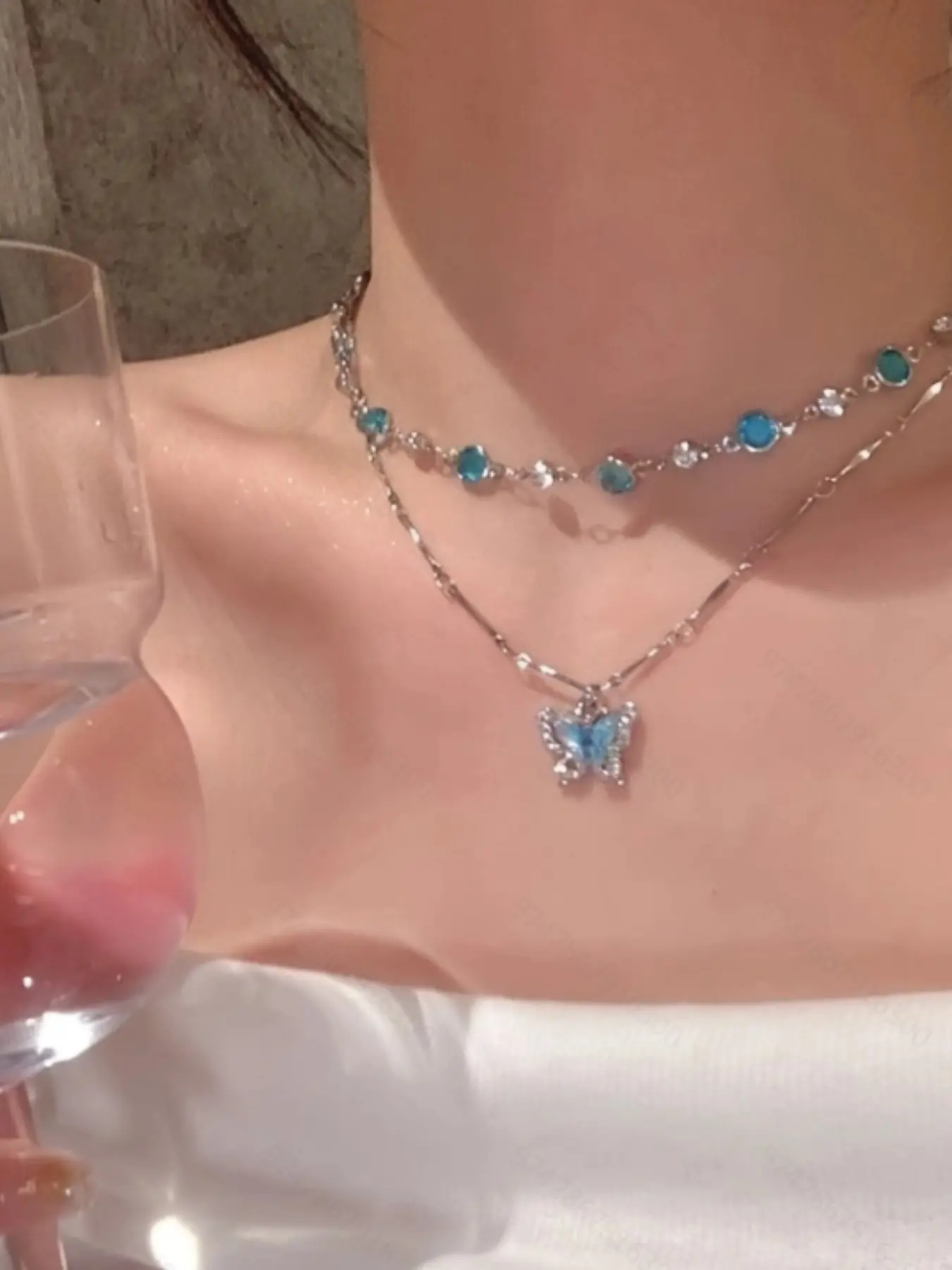 2-piece Blue Imitation Crystal Butterfly Necklace for Women, Double-layered Collarbone Choker with Layered Pendants Jewelry, Fashionable Handmade Butterfly Pendant Necklace Set, Gift for Girlfriend