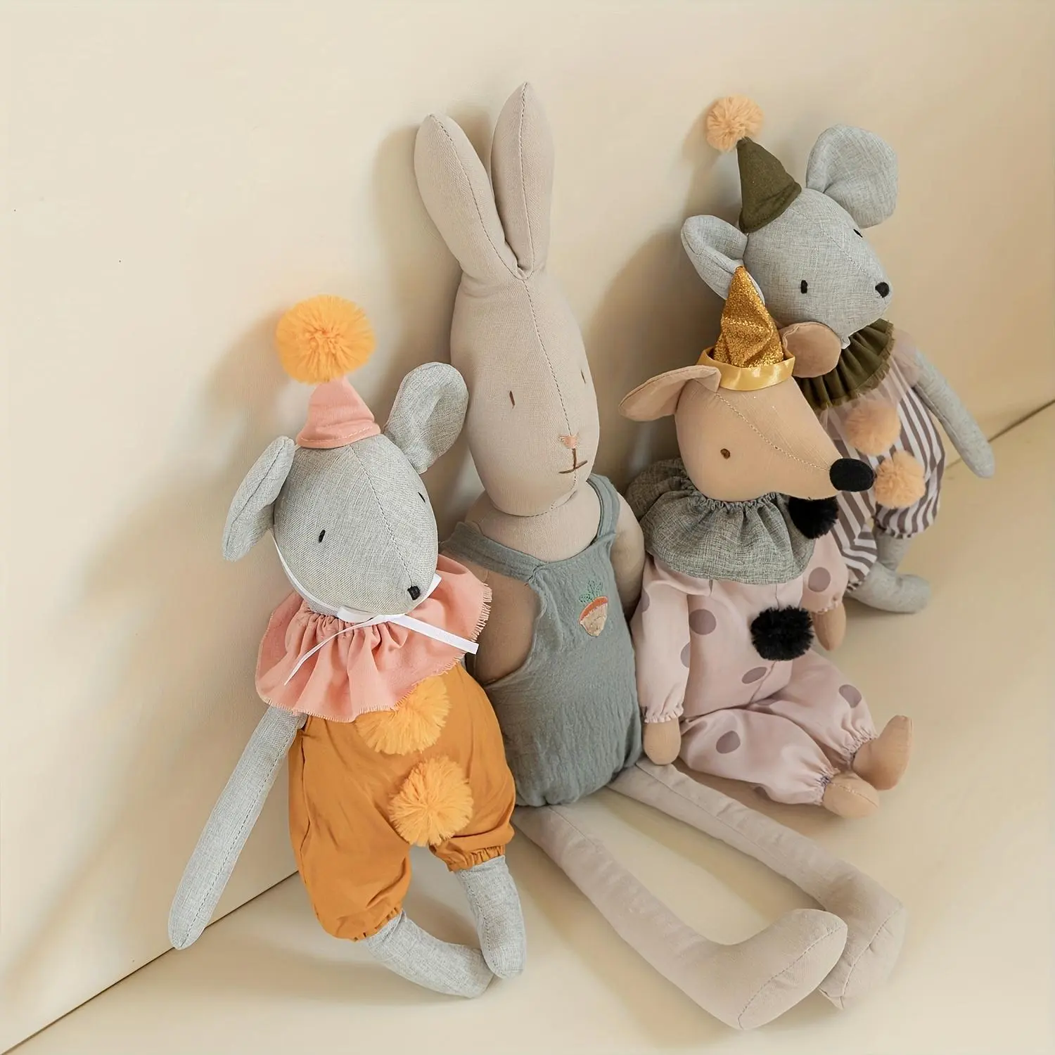 Cute Christmas-Themed Rabbit Dolls, Creative Tale Rabbit Dolls, Animal Dolls, Early Education Companion Dolls, Christmas Room Decoration And Arrangement, Gift Plush Dolls