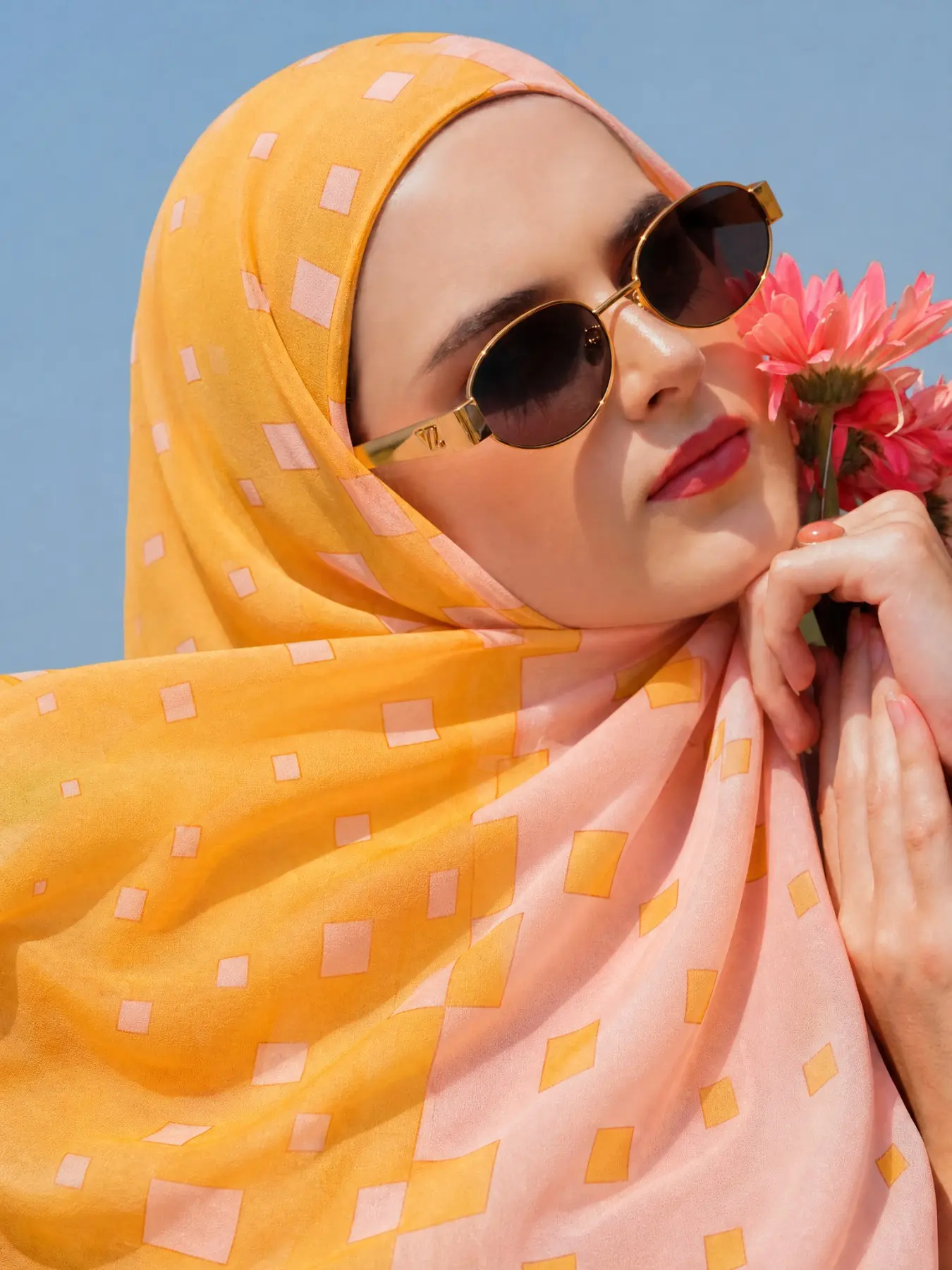 1pc Fashion Colorblock Square Hijab Scarf, Women's Elegant Polka Dot Single-Sided Printed Cotton Linen, Muslim Daily Wear Long Shawl