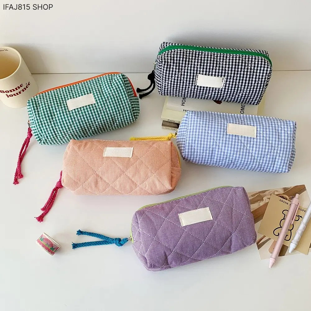 Trendy Korean Style Plaid Pencil Case for Girls, Ins Aesthetic Color Block Stationery Organizer, Large Capacity Multi-Use Pencil Pouch and Cosmetic Bag, Cute Makeup Storage Zipper Bag for School, Travel, Office and Daily Use
