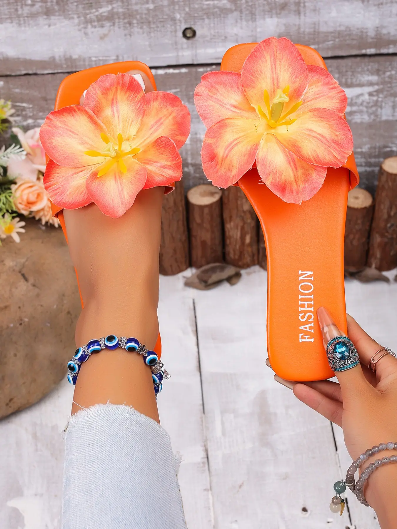 Women's Cute Flower Decorated Slides, Casual Comfortable Flat Sandals for Summer, Female All-match Round Toe Slide Slippers for Beach Vacation, Girl
