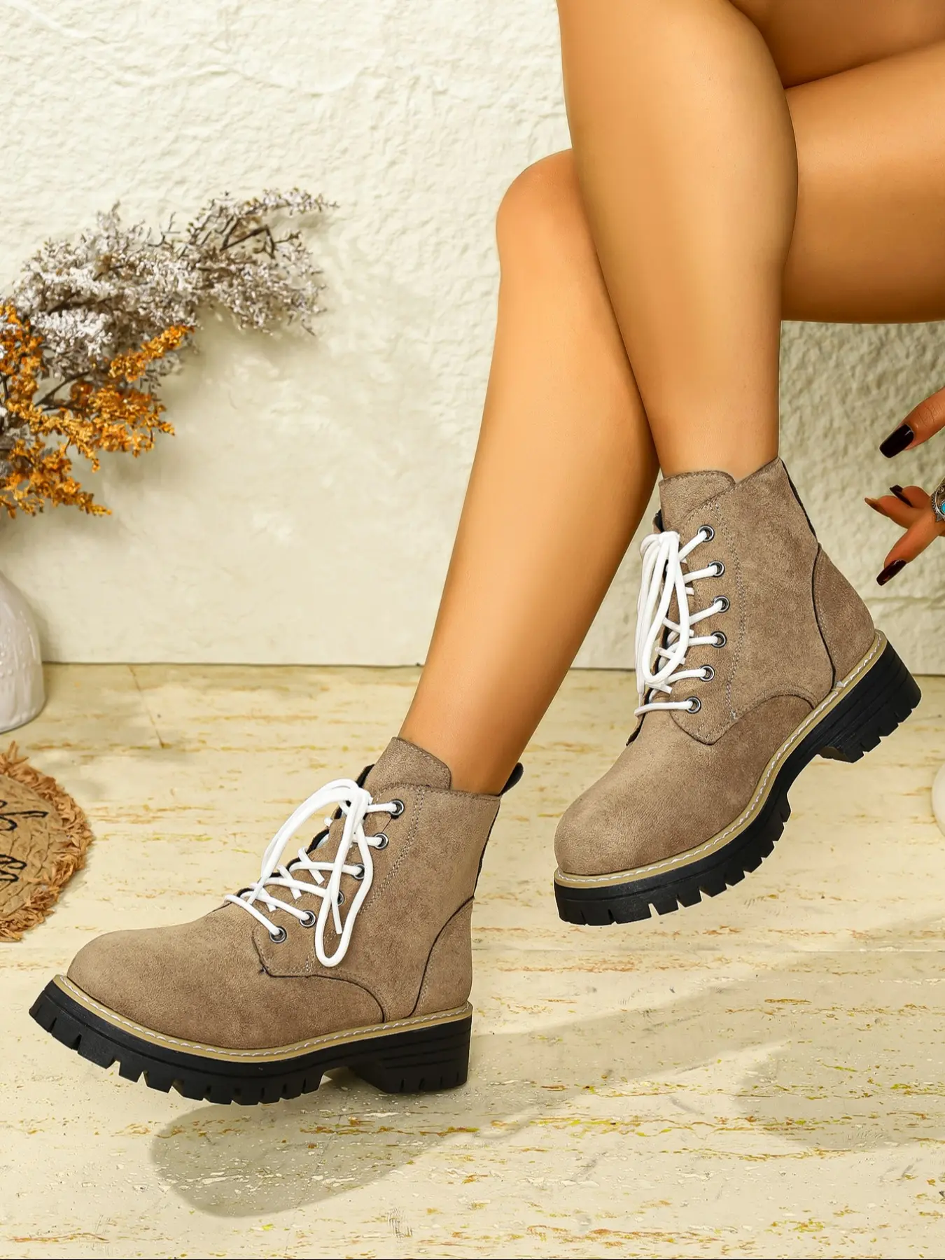 Women's Winter Fashion Boots, Lace-Up Round Toe Thick Sole Sporty Short Boots, Casual Stylish Shoes, Mid-Calf Textile Upper