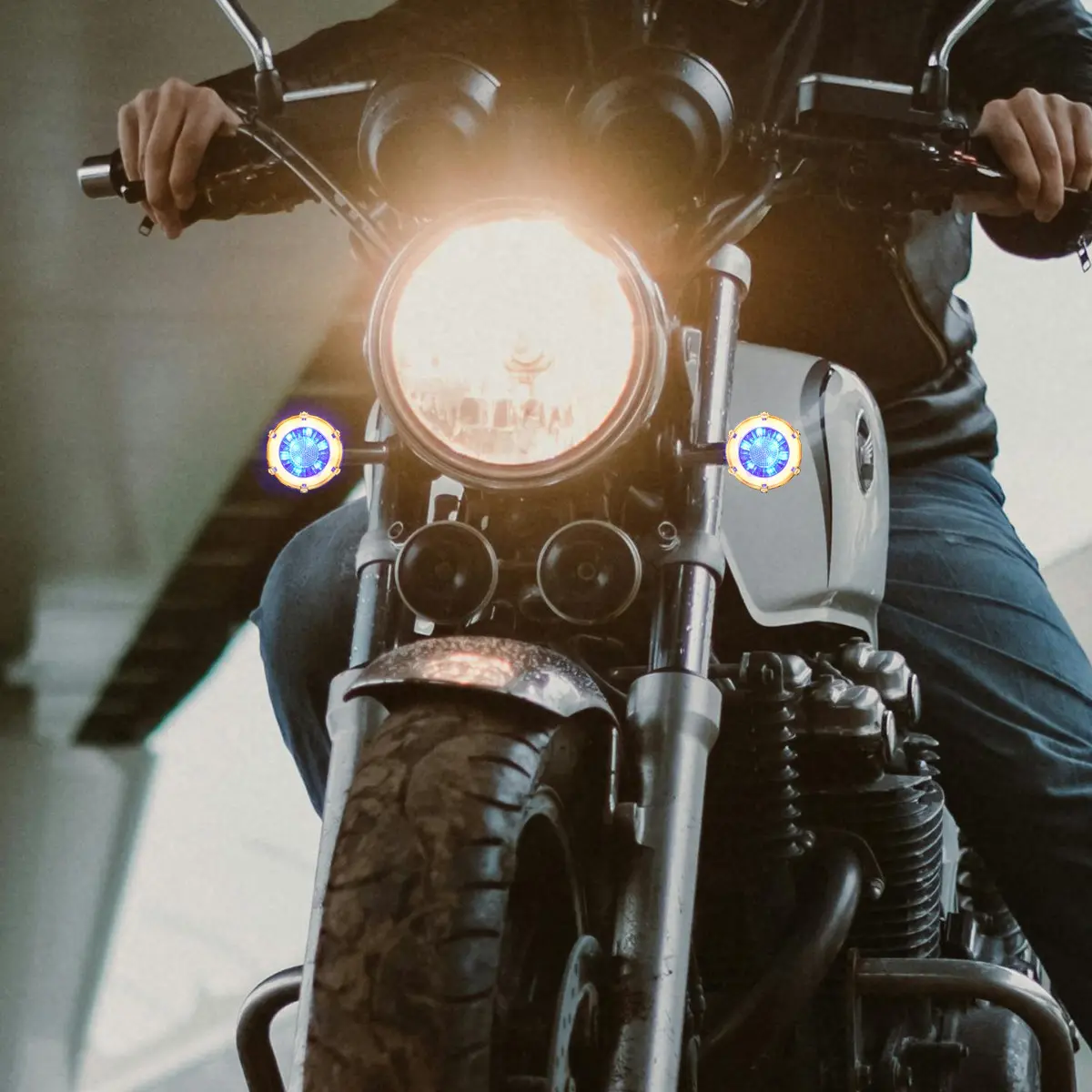 2Pcs Motorcycle LED Turn Signal Lights, 3 Colors Red White Blue Dynamic Flashing Blinkers, Aluminum Shell Waterproof Motorbike Indicator Lamps Universal