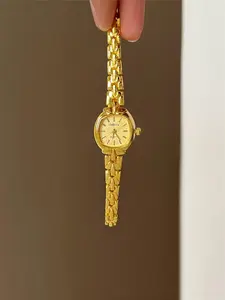 Vintage Thick Barrel Bracelet Watch for Women, Elegant Lightweight Luxury Style, Small Dial Simple Watch, Casual Chain Quartz Wristwatch