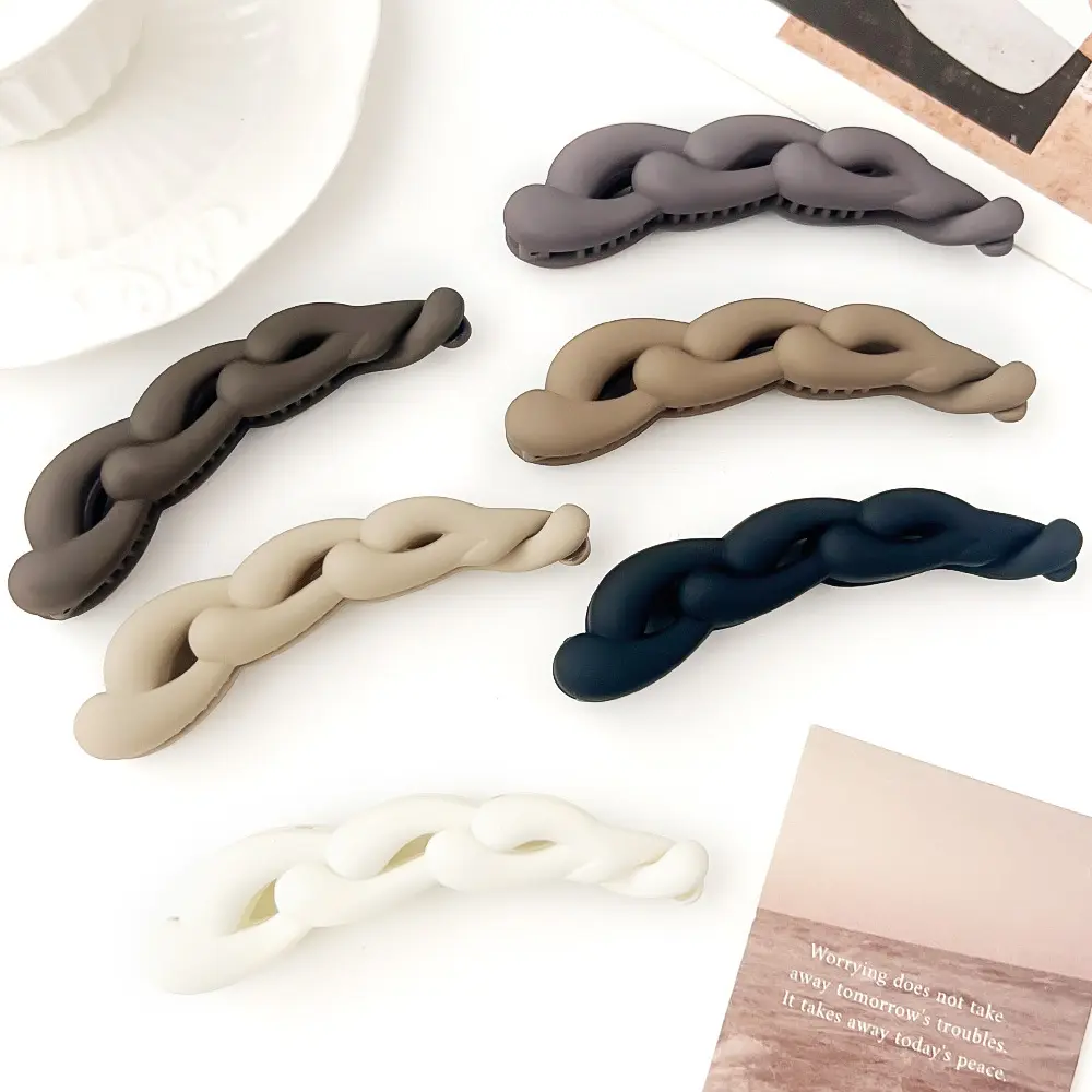 Korean Style Hair Clip Women Trendy Banana Clip Twist Chain Claw Clip Elegant Half Up Ponytail Holder Cute Back Head Hair Accessory Non Slip Strong Grip Easy Quick Hairstyle Tool for Long Hair Daily Casual Office Look