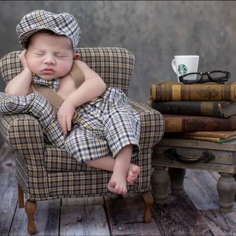 Plaid Suit Newborn Photoshoot Outfit, Knitted Three-Piece Set for Full Moon Milestone, Unisex Photo Costume Precious Keepsake for First Shooting Moments