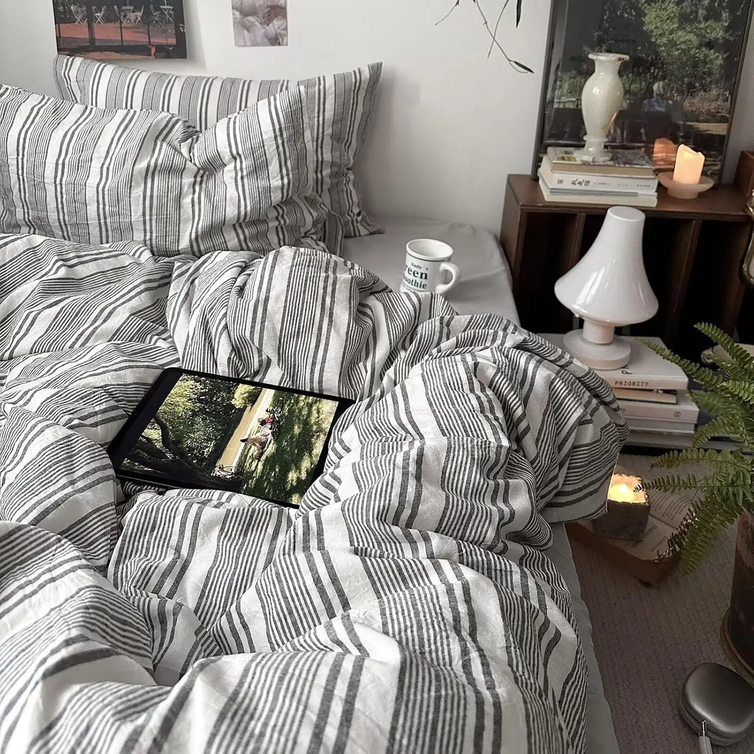 04 - Grey & White Striped
