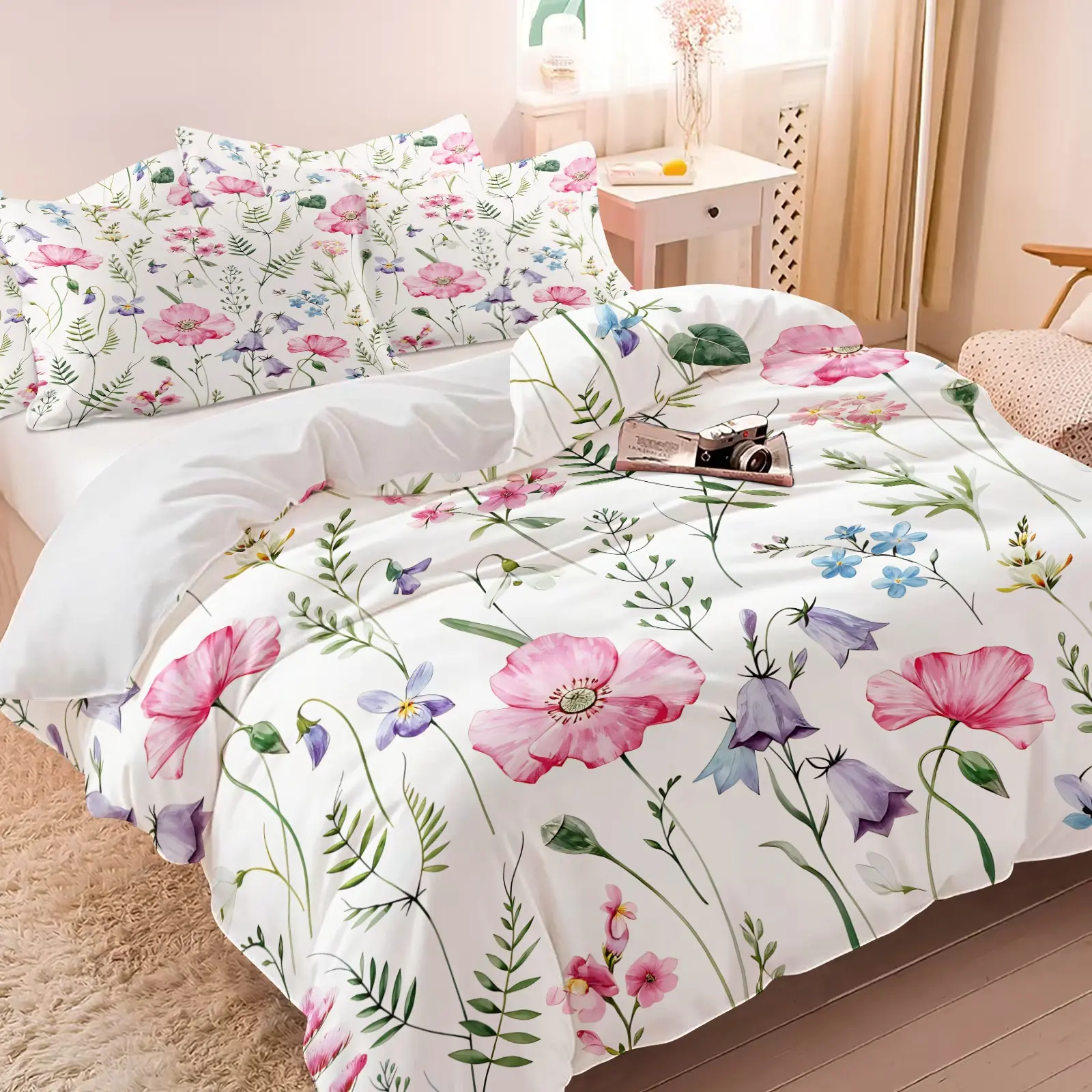 Watercolor Hibiscus Floral Print Duvet Cover Set, Includes 1-2 Pillowcases, White Gentle Coastal Neutral Bedding, Gradient Pink Daisy Plant Bed Set All Size, Soft Breathable Fabric, Cottage Calm Bedroom Decor, Botanical Art Lover Gift