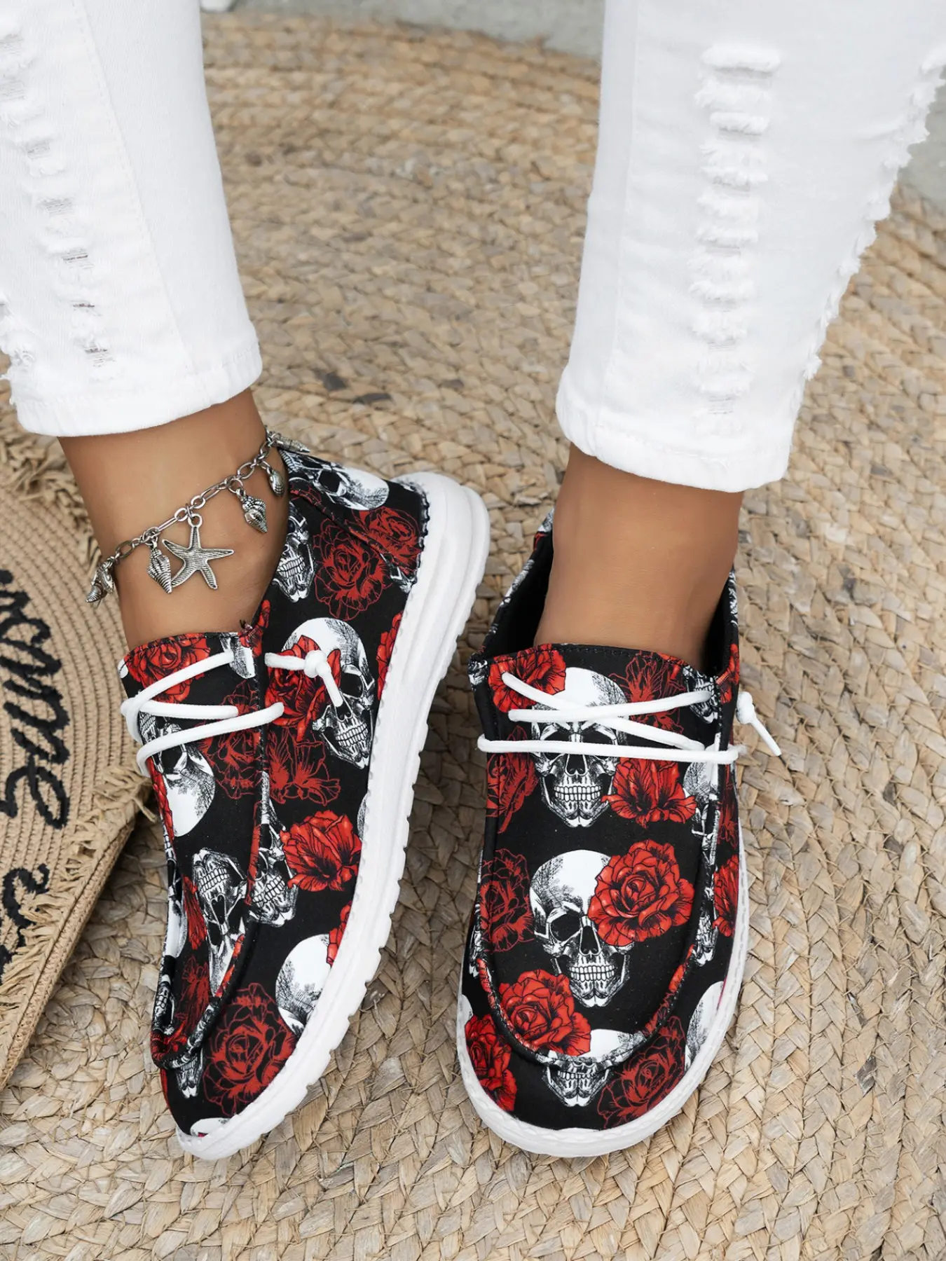 Halloween Casual Multi-Design Ghost Bat Graffiti Pumpkin Pattern Slip-On Shoes, Soft Sole Flat Women's Footwear, Festive Fashion