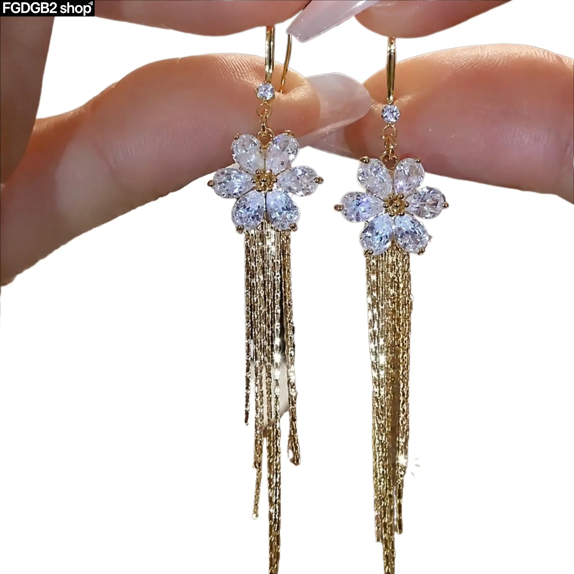 White Zircon Flower Drop Earrings for Women, Elegant Long Petal Tassel Earrings, Sparkling 14K Gold Plated Statement Jewelry, Lightweight Dangle Earrings for Wedding, Party, Date Night, Vacation & Daily Wear