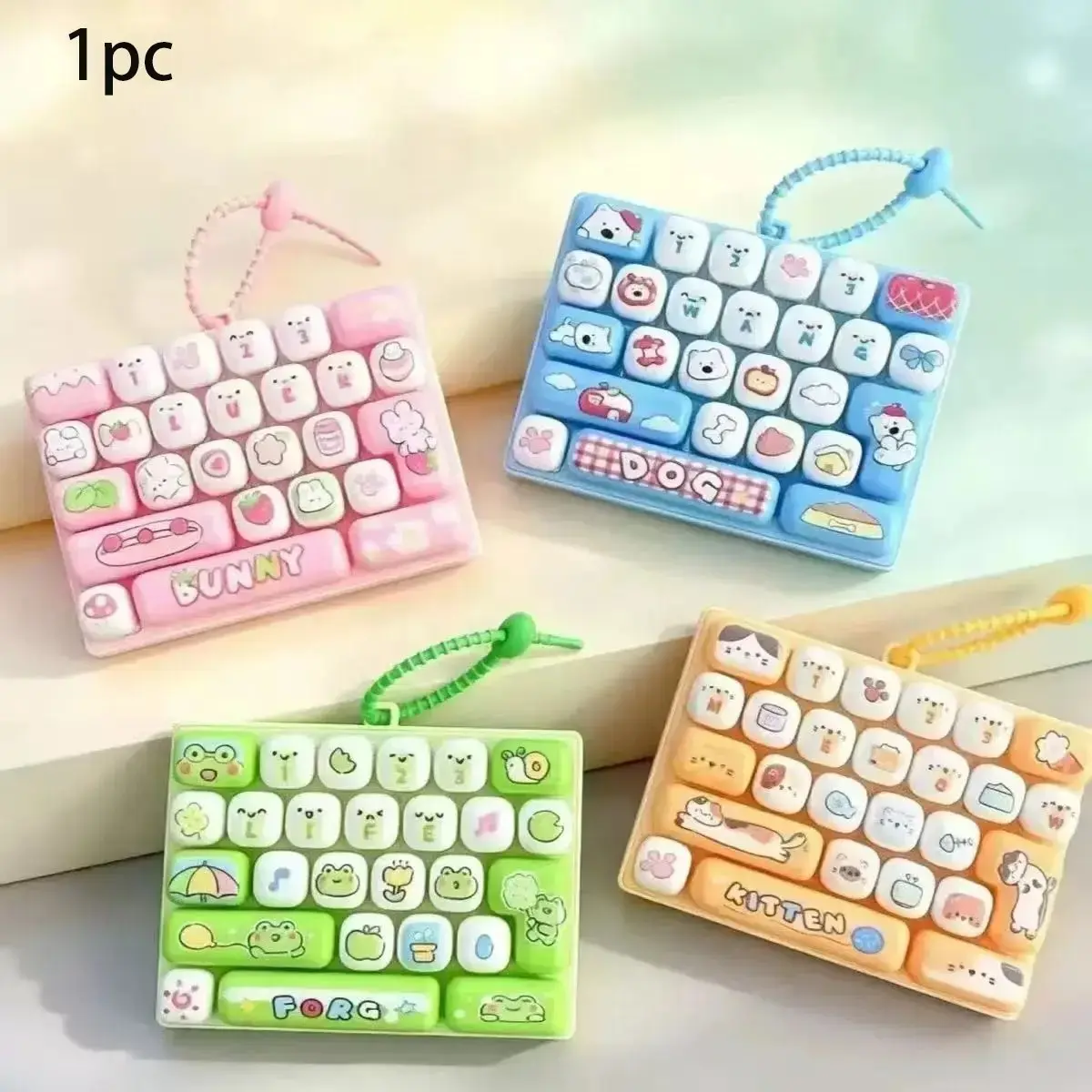 26-Key Stress Relief Keyboard Keychain, Fun Practical Key Ring for Parties, Office and Home Use, Perfect Gift Accessory