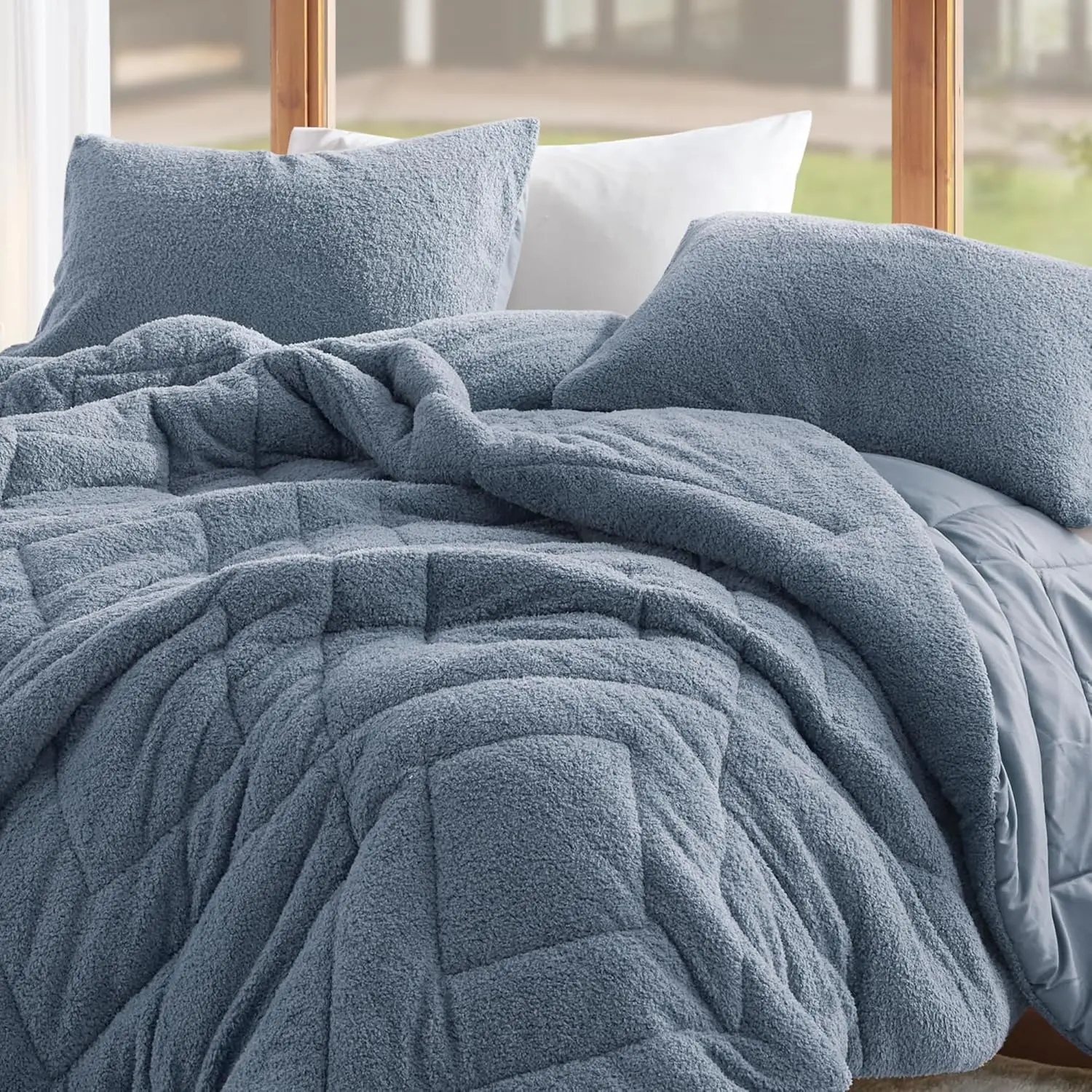 Spaces Twin Comforter Set Reversible Feather-Soft Plush Comforters for Twin Size Bed All Season Lightweight Shearling Fleece Comforter Twin Size Bed Set, Twin/Twin XL, Blue 2 Piece