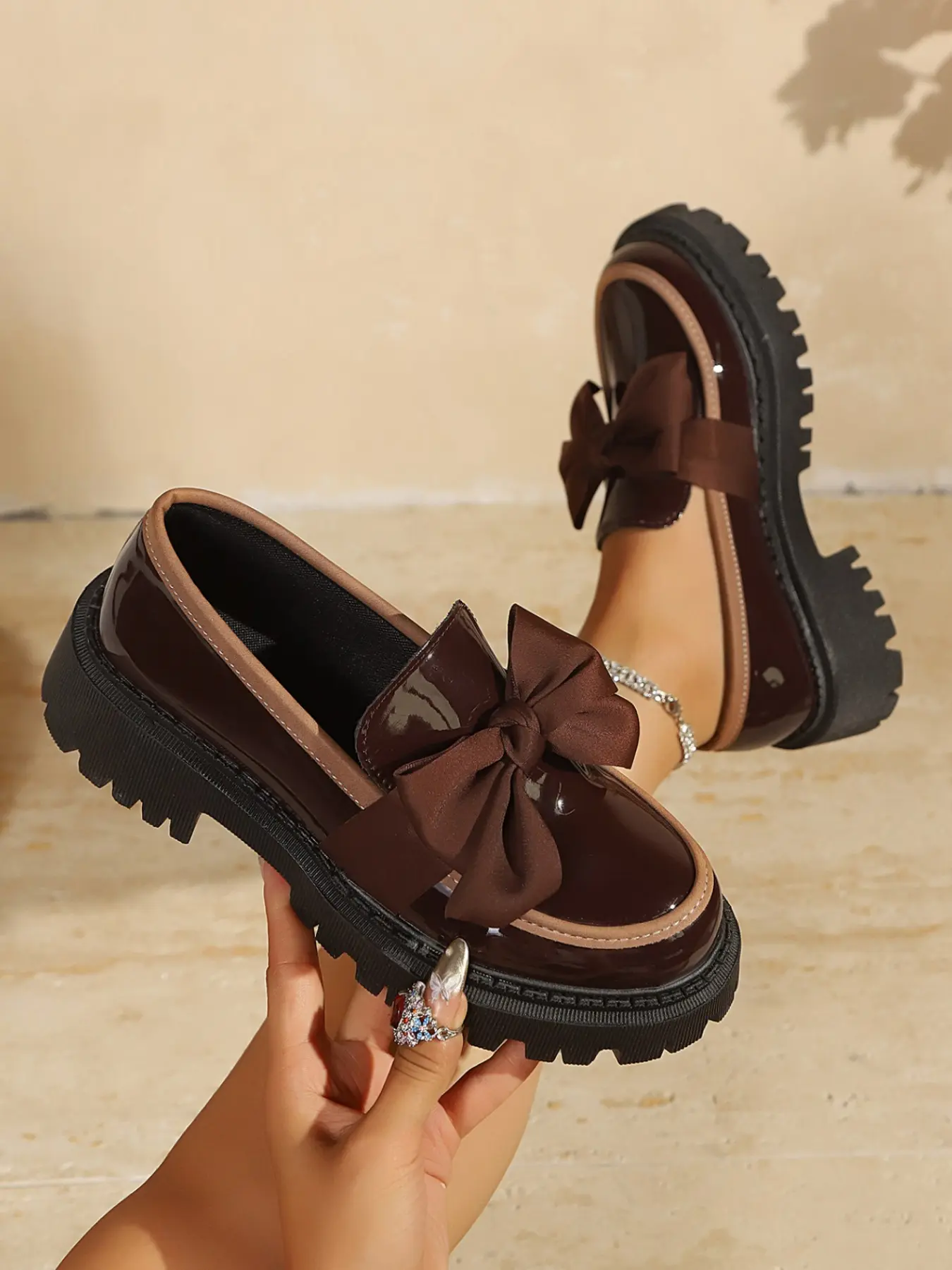 Sweet Cool Style Bow Women's Thick Sole Loafers, Glossy British Small Leather Shoes, Platform Heel Versatile Jk Uniform Single Shoe Flatform