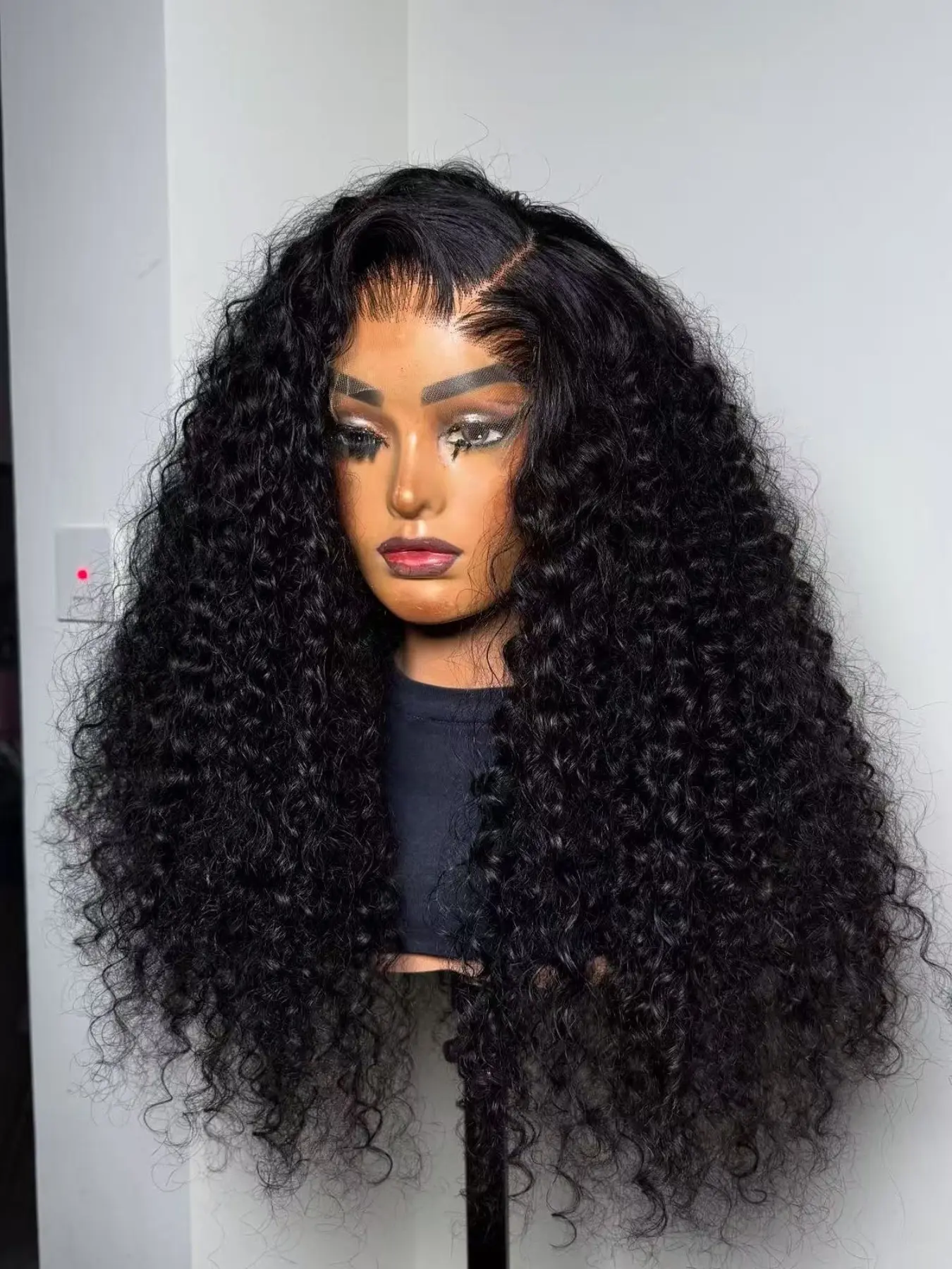 180 Density 26 Inch Long Daily Wig, 13x4x1 T-Part Curly Hair, Women's Wig, Pre-Styled Baby Hair, Comfortable, Glueless, Heat Resistant, Curly Afro Wigs