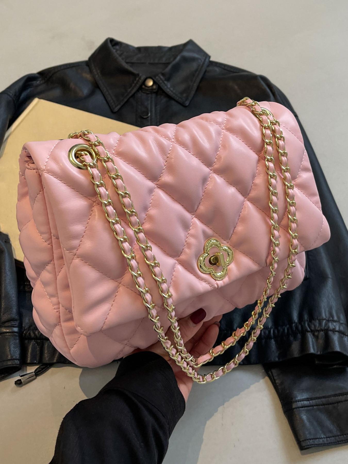 Classic style women's quilted crossbody bag, simple and niche, metal chain shoulder strap design for women's shoulder bag, trendy and fashionable, exquisite solid color casual women's bag, suitable for commuting, shopping, dating, parties and other occasi