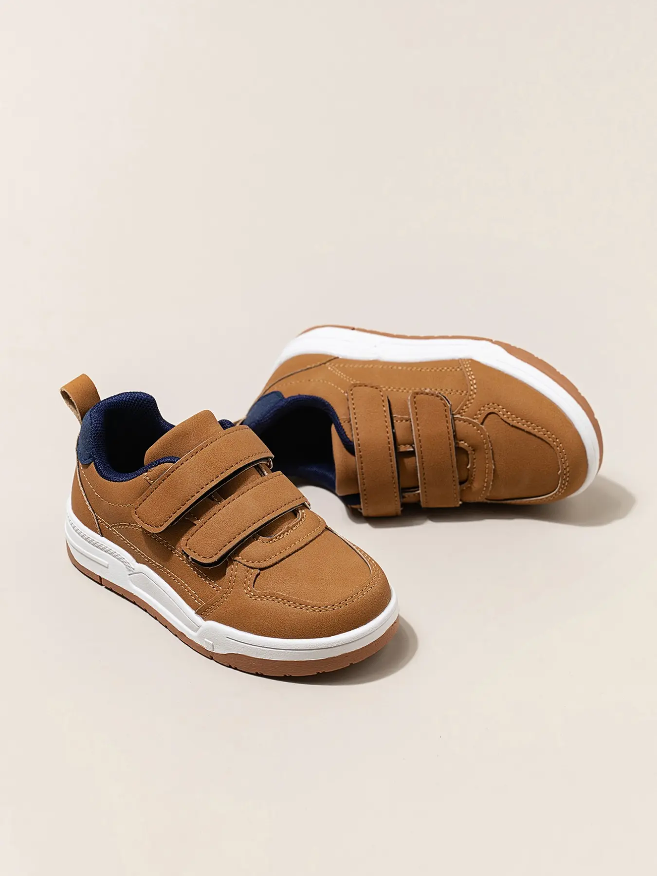 American Style Retro Board Shoes, Anti-Slip Shockproof Durable Rubber Sole, Dual Velcro Suede Kids Shoes, Nonslip Trainers, Outdoor Casual Sports Shoes