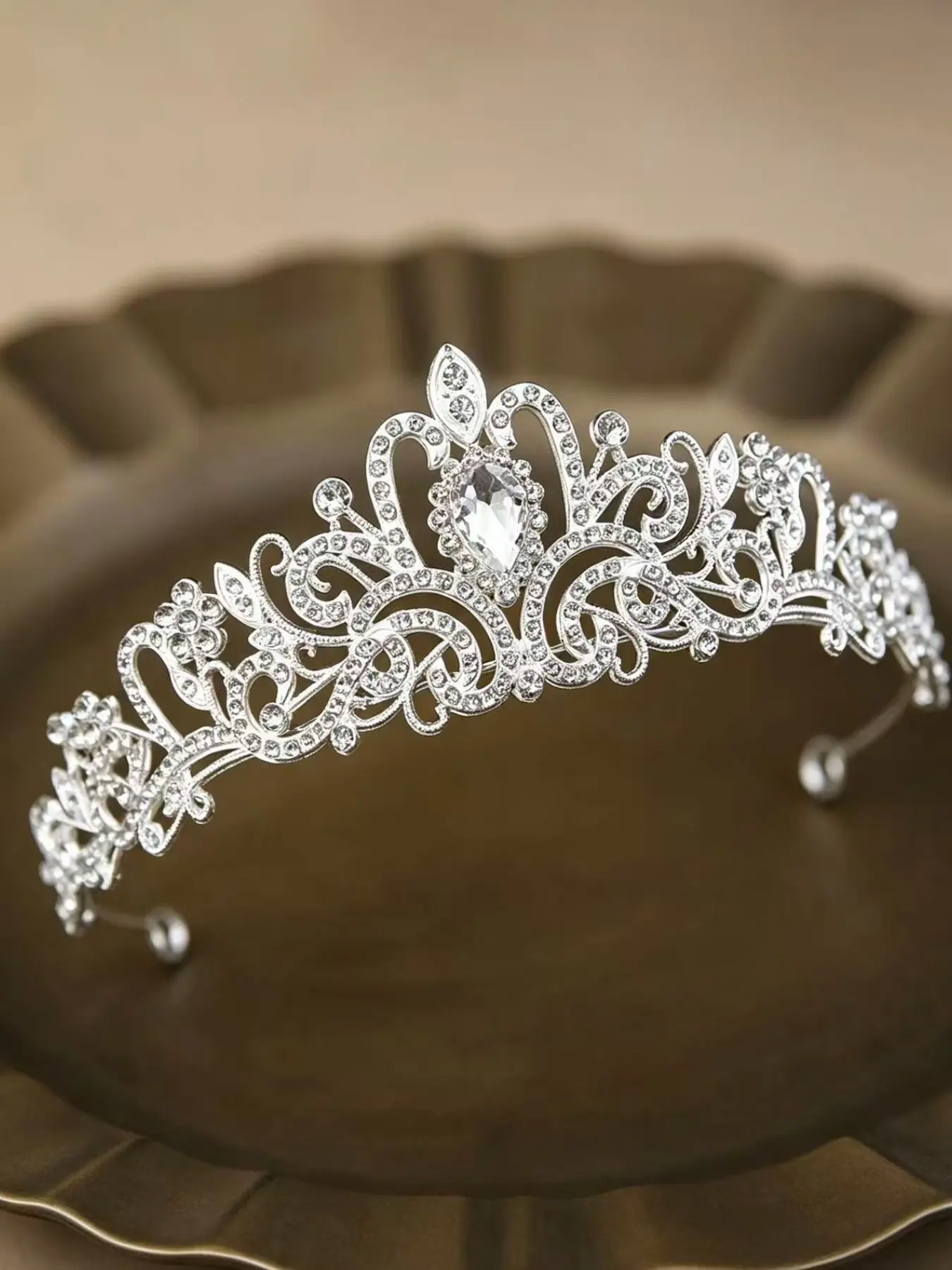 Elegant Alloy Wedding Crown with Rhinestones, Perfect for Brides, Birthdays, Parties, Festivals, and Bridal Attendants