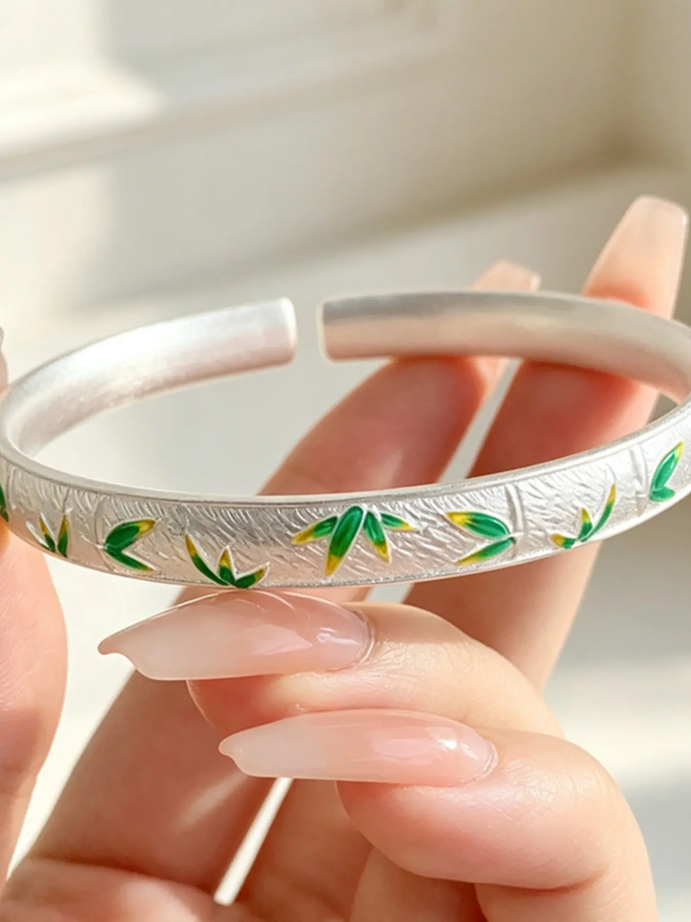 Colorful Bamboo Leaf Bracelet, Elegant Bamboo Bangle, All over Print, Silver Color Plating, Perfect for All Seasons