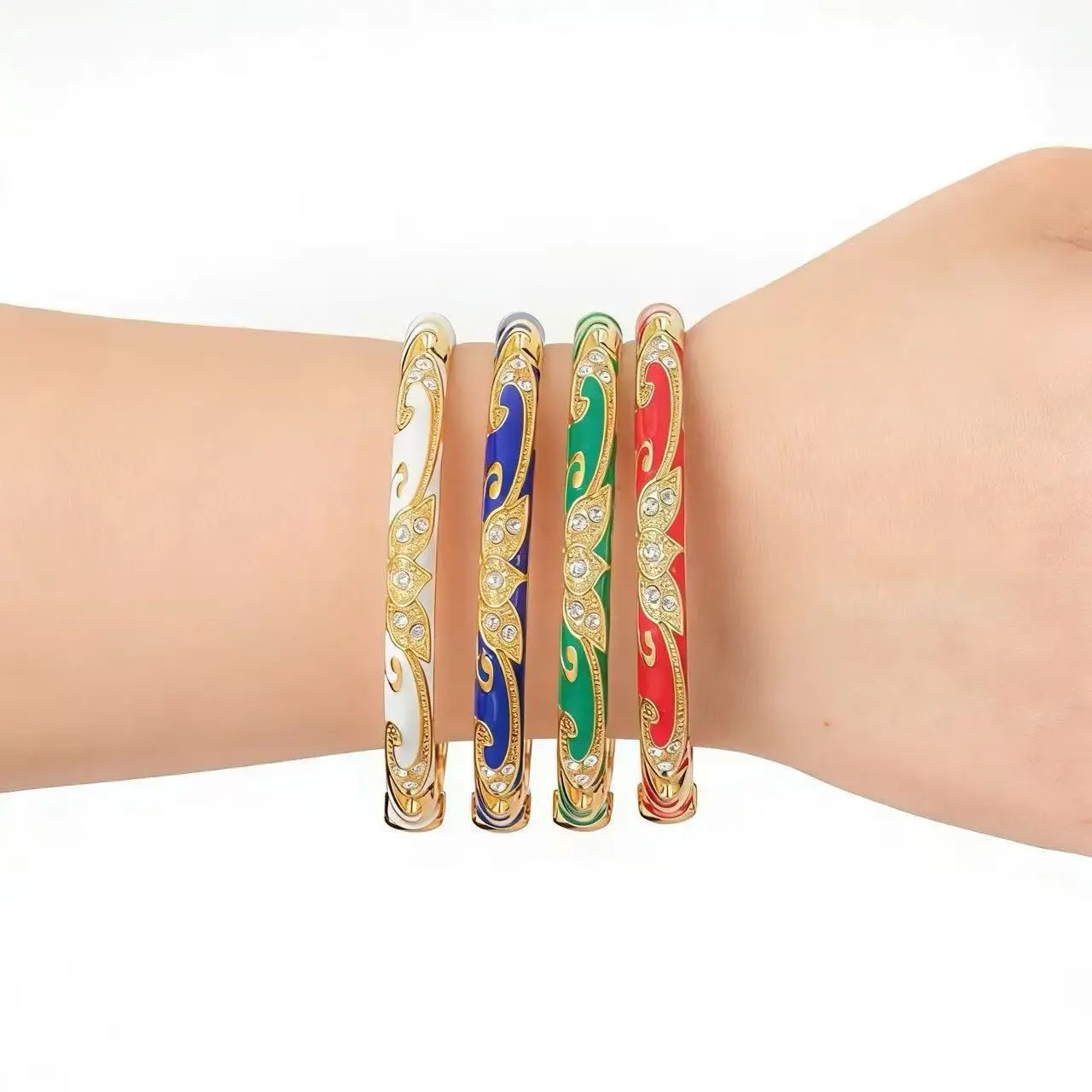 Vintage Enamel Cuff Bangle Bracelets for Women, Gold Plated Floral Swirl Pattern with Inlaid Rhinestones, Hinged Clasp Design, 5.8cm Inner Diameter, 4 Colors White Blue Green Red Classic Ethnic Daily Jewelry Gift